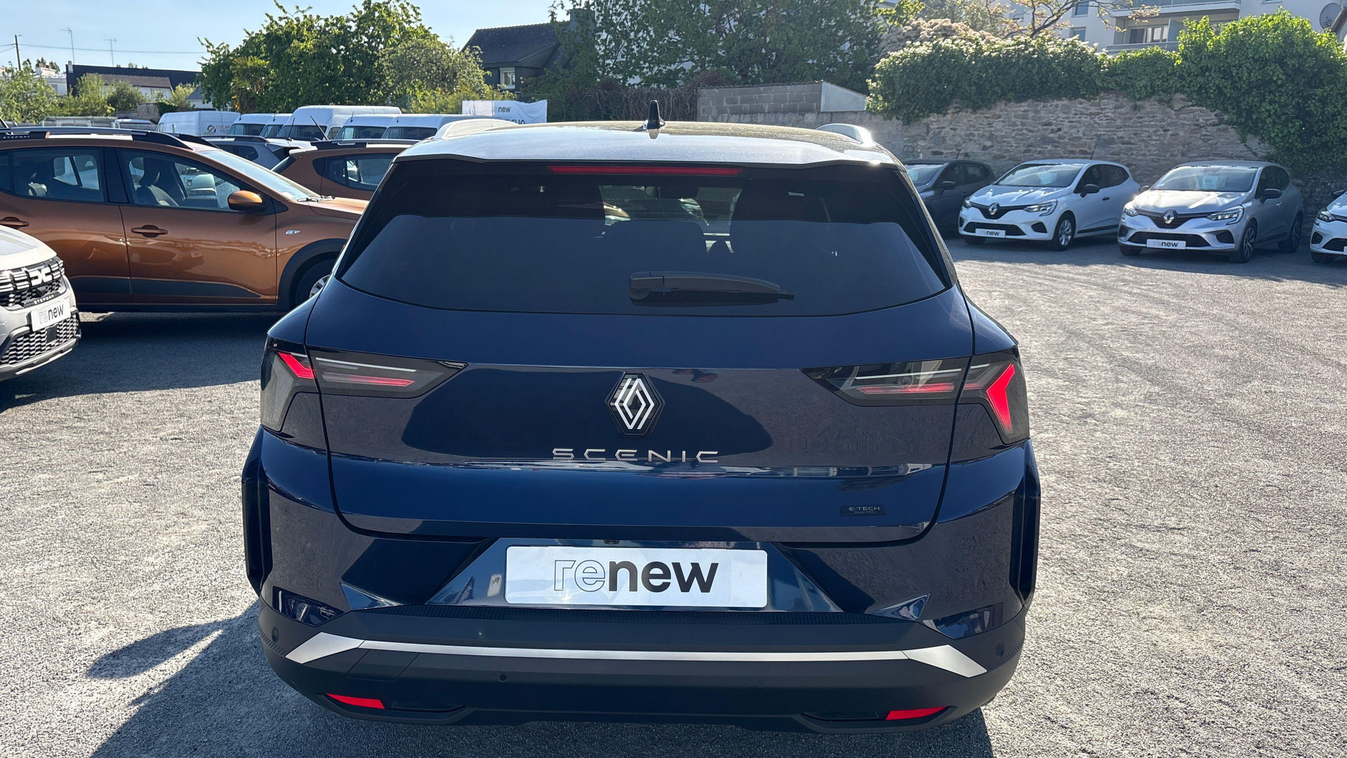 Vente en ligne Renault Scenic E-Tech Scenic E-Tech électrique 220 ch grande autonomie au prix de 38 490 €