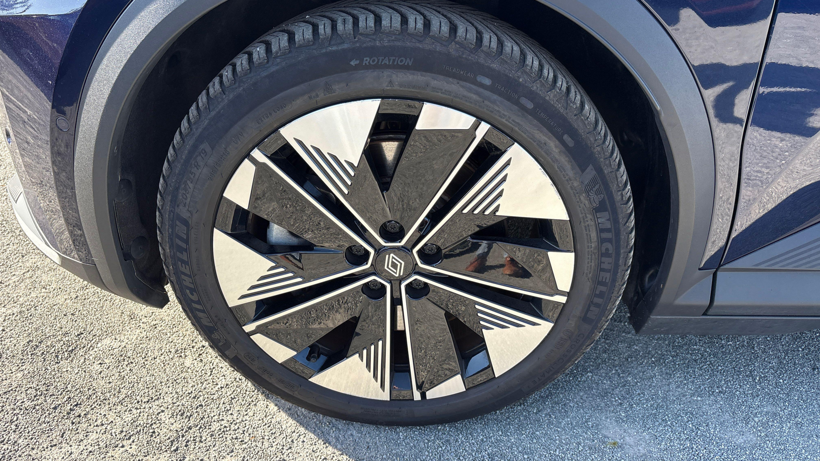 Vente en ligne Renault Scenic E-Tech Scenic E-Tech électrique 220 ch grande autonomie au prix de 38 490 €