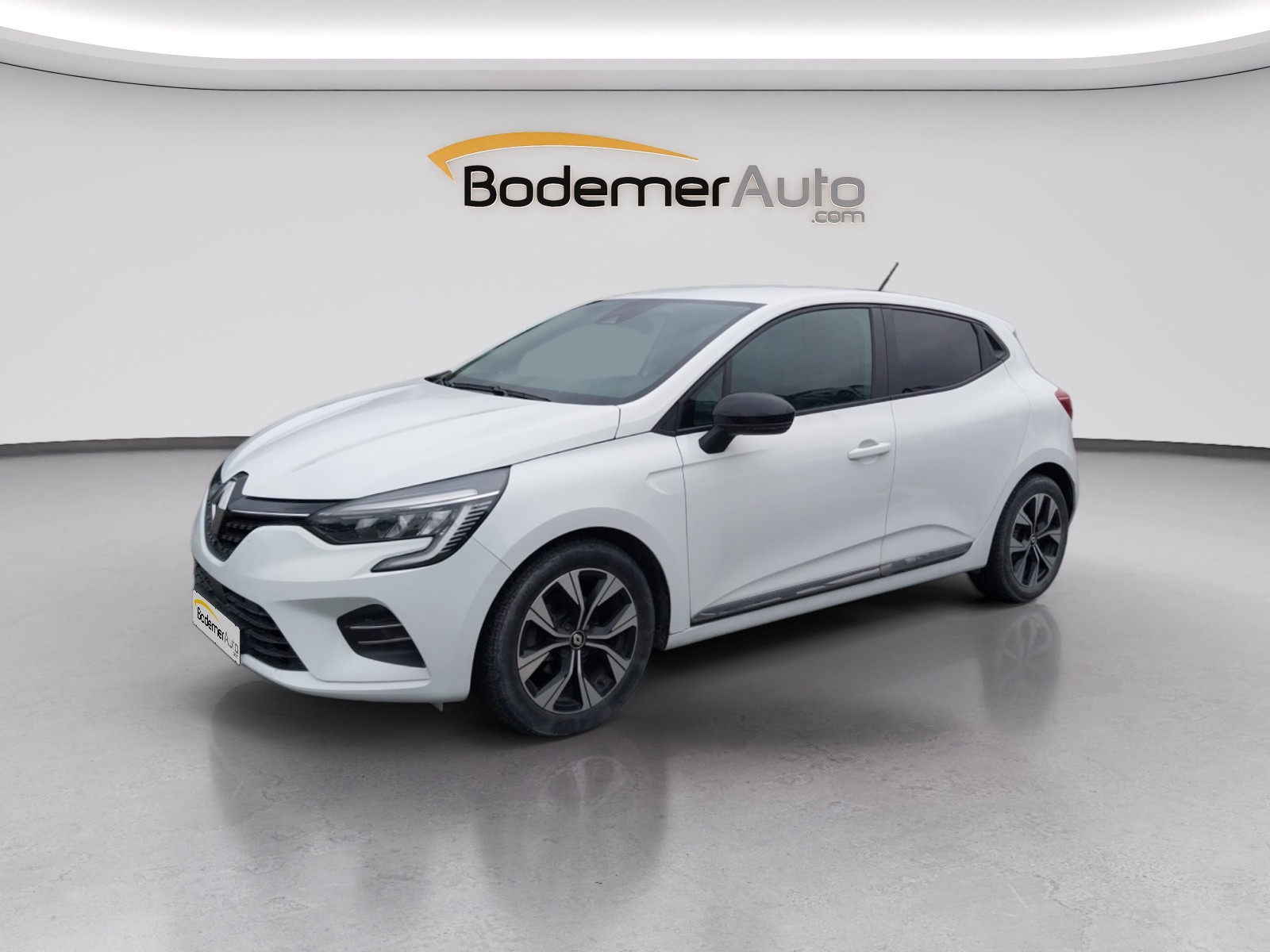 Renault Clio 5 Clio TCe 100 GPL occasion de 2023 en vente à Auray