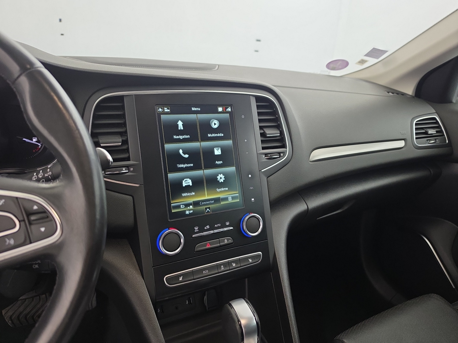 Vente en ligne Renault Megane 4 Mégane IV Berline TCe 140 EDC FAP au prix de 14 990 €