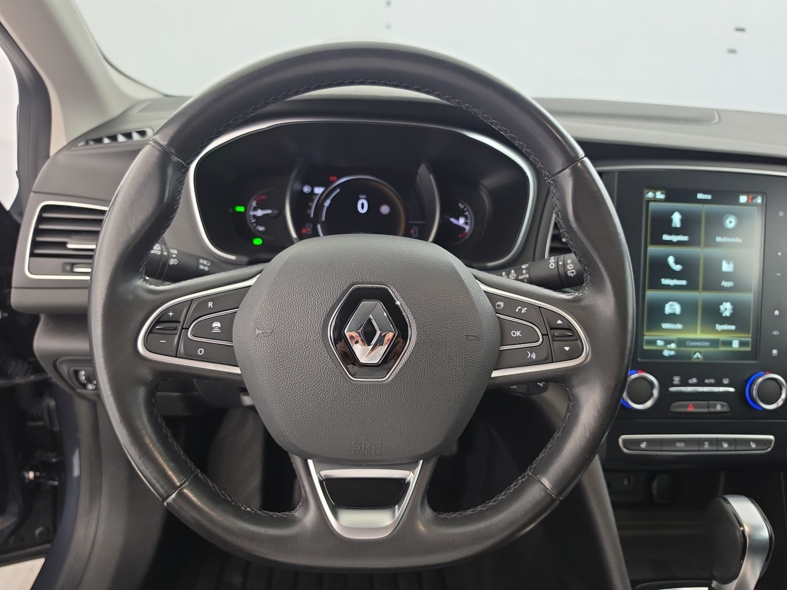 Vente en ligne Renault Megane 4 Mégane IV Berline TCe 140 EDC FAP au prix de 14 990 €