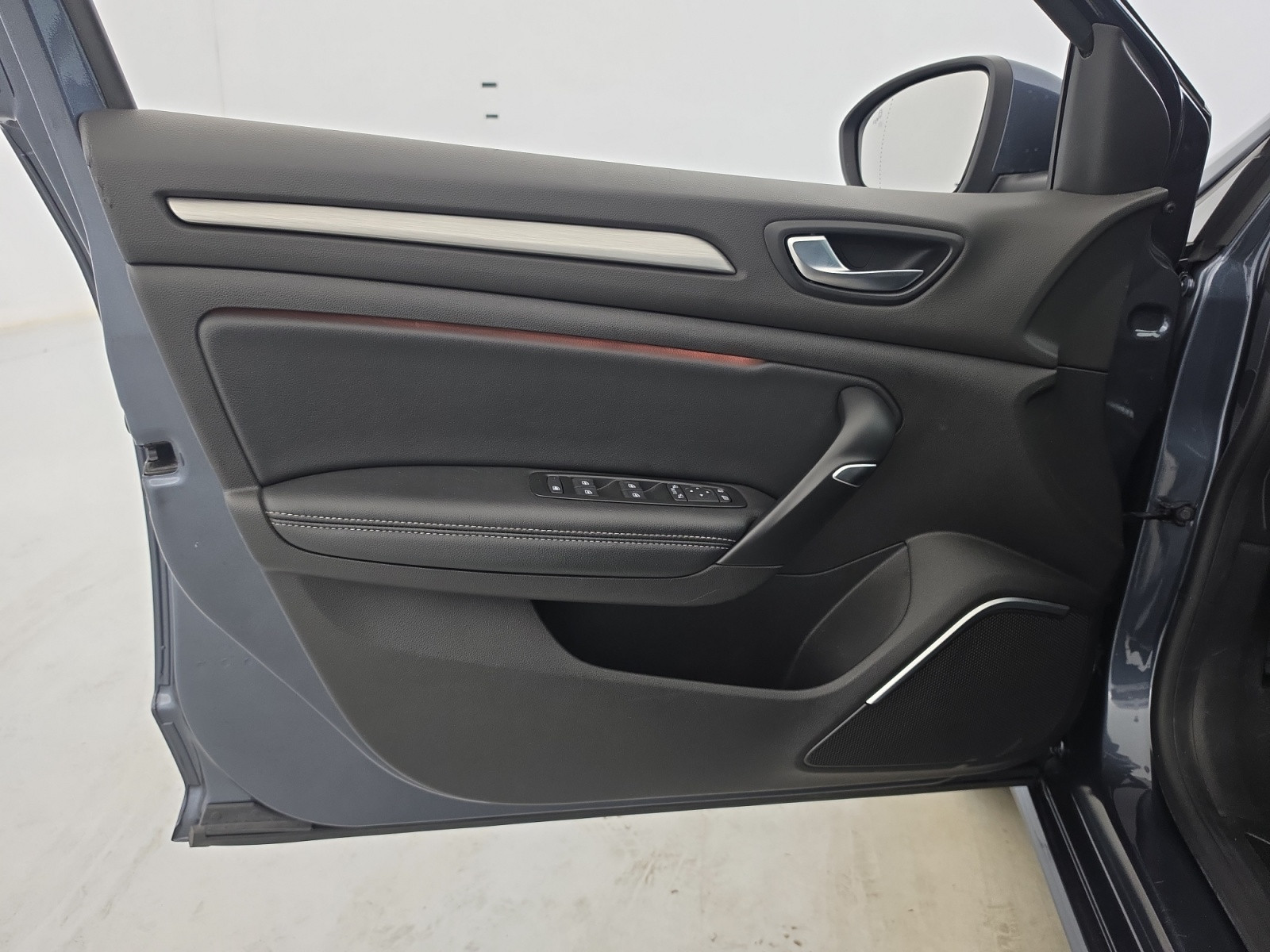 Vente en ligne Renault Megane 4 Mégane IV Berline TCe 140 EDC FAP au prix de 14 990 €