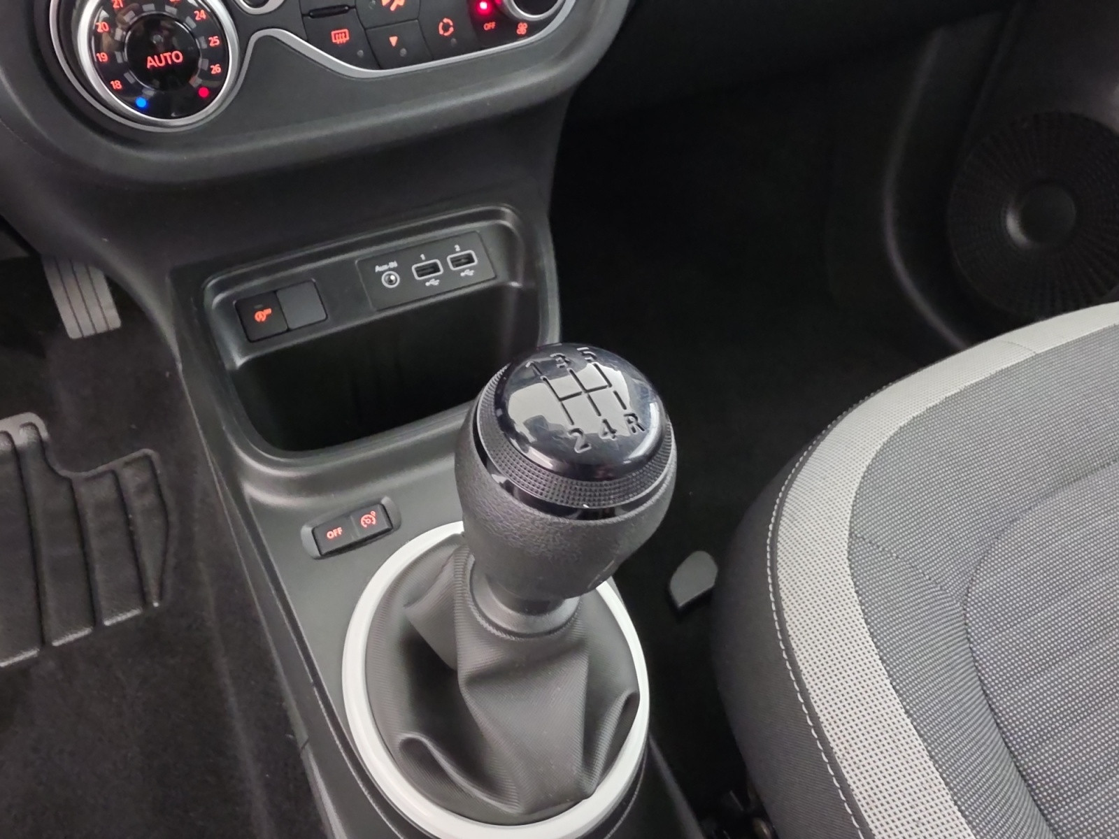 Vente en ligne Renault Twingo 3  SCe 65 au prix de 12 390 €