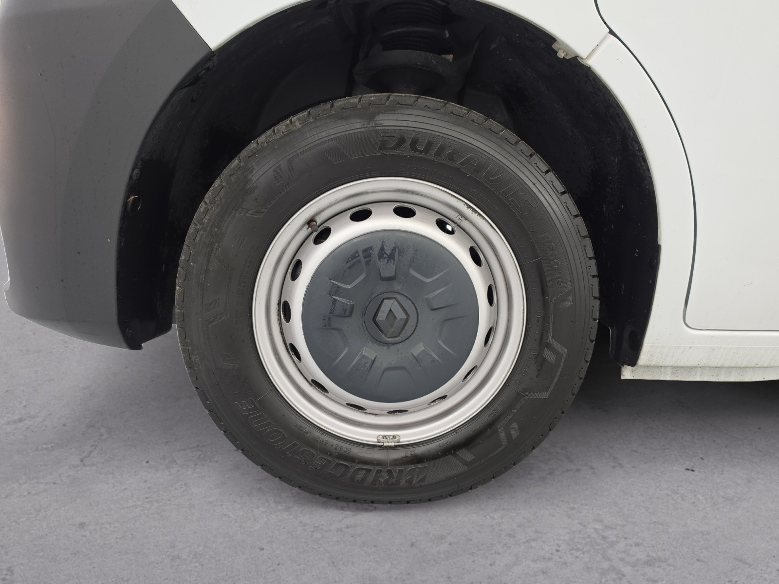 Vente en ligne Renault Master 3 Châssis Cabine MASTER PHC TRAC F3500 L3H1 BLUE DCI 145 EURO VI au prix de 34 990 €