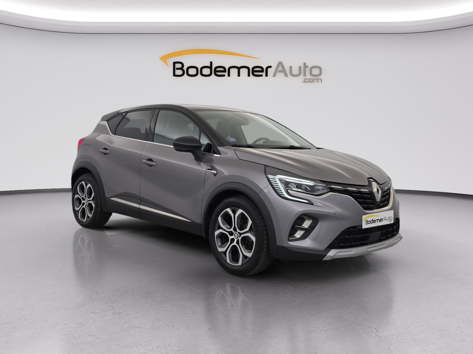 Vente en ligne Renault Captur  E-Tech hybride 145 au prix de 17 970 €