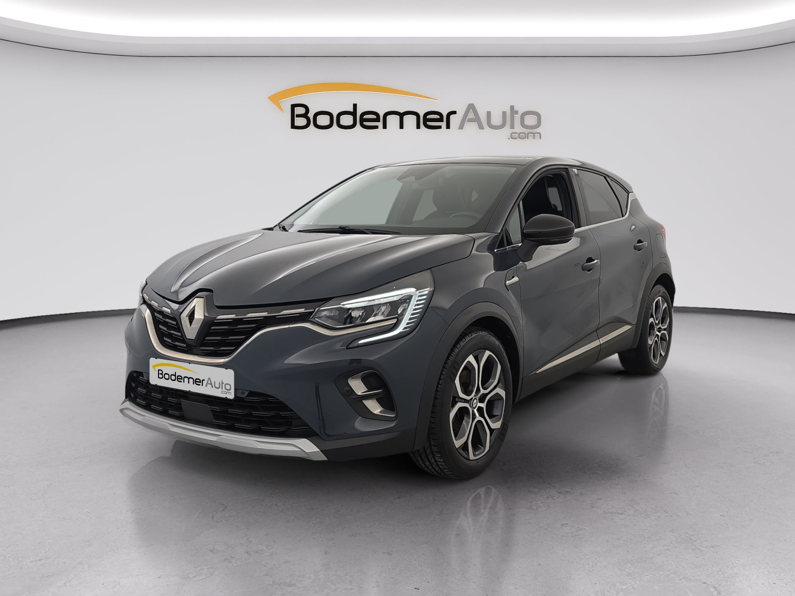 Renault Captur  E-Tech hybride rechargeable 160 occasion de 2023 en vente à Auray