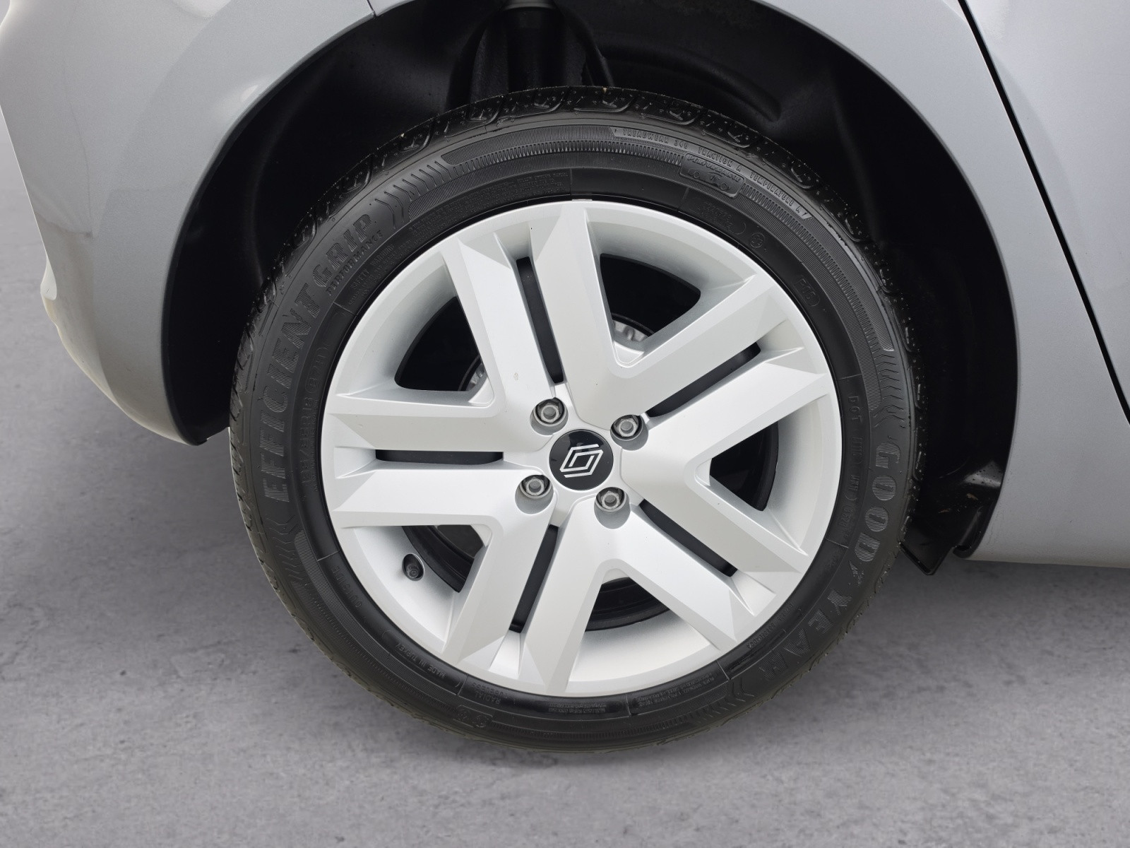 Vente en ligne Renault Clio 5 Clio TCe 90 au prix de 14 490 €
