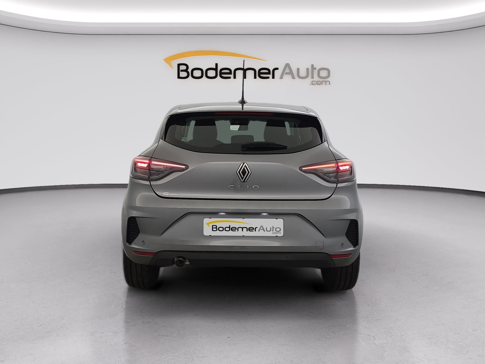 Vente en ligne Renault Clio 5 Clio TCe 90 au prix de 14 490 €