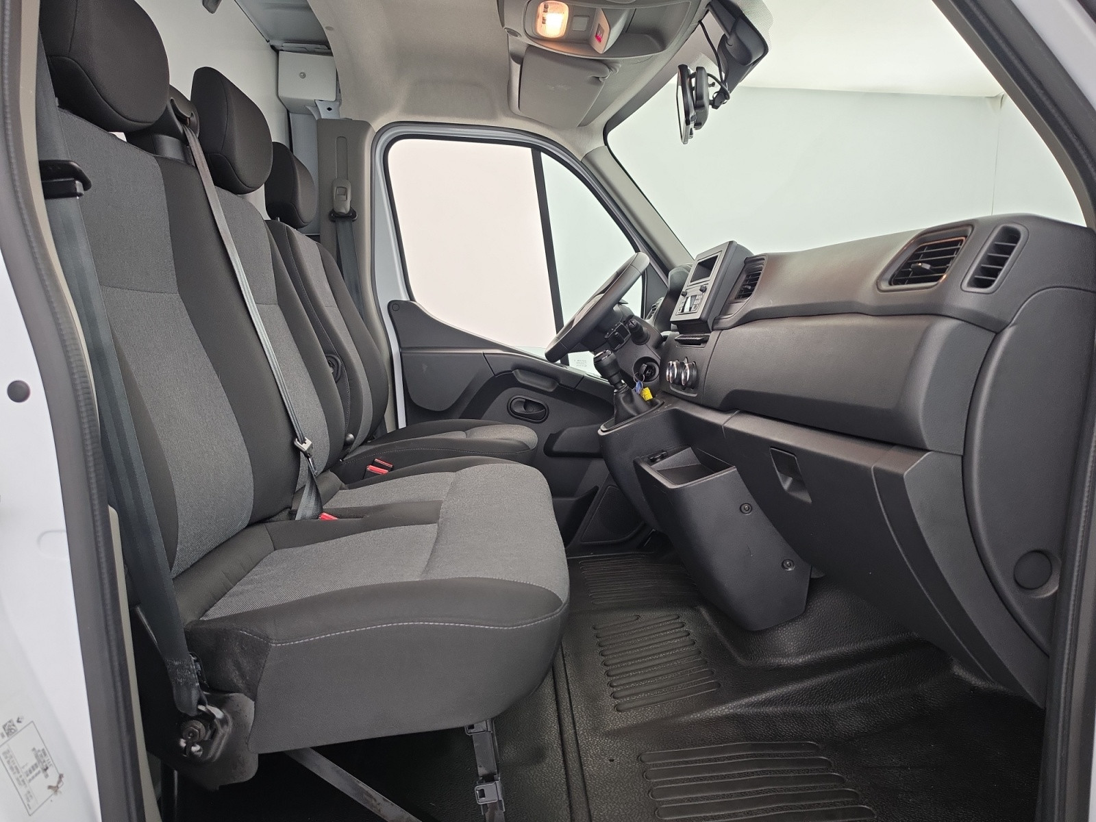 Vente en ligne Renault Master 3 Châssis Cabine MASTER PHC TRAC F3500 L3H1 BLUE DCI 145 EURO VI au prix de 34 990 €