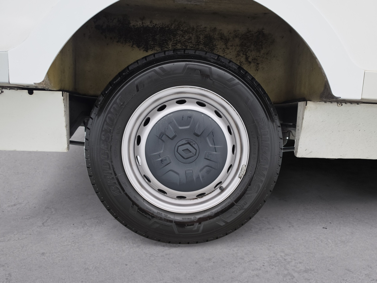 Vente en ligne Renault Master 3 Châssis Cabine MASTER PHC TRAC F3500 L3H1 BLUE DCI 145 EURO VI au prix de 34 990 €