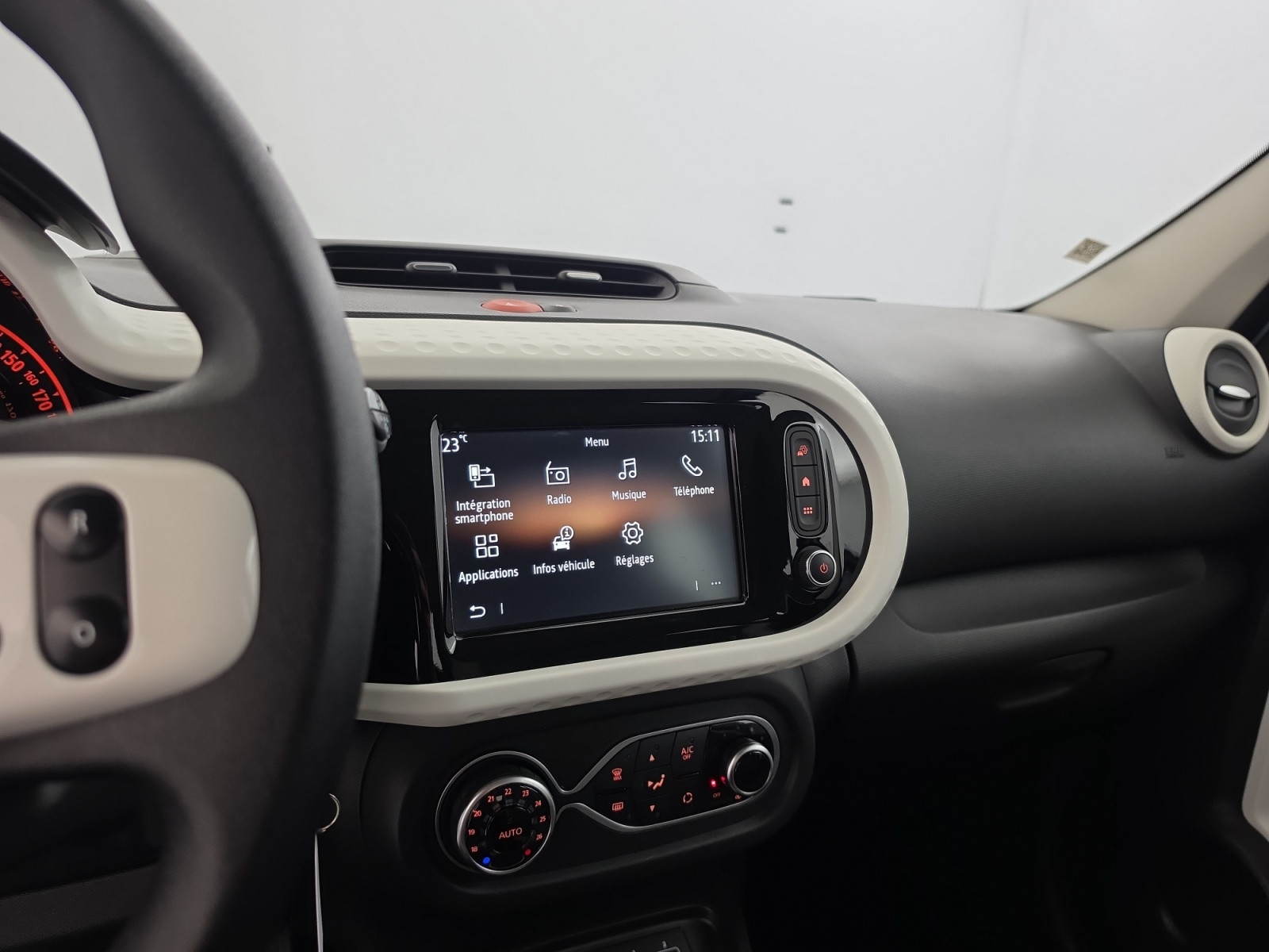 Vente en ligne Renault Twingo 3  SCe 65 au prix de 12 390 €