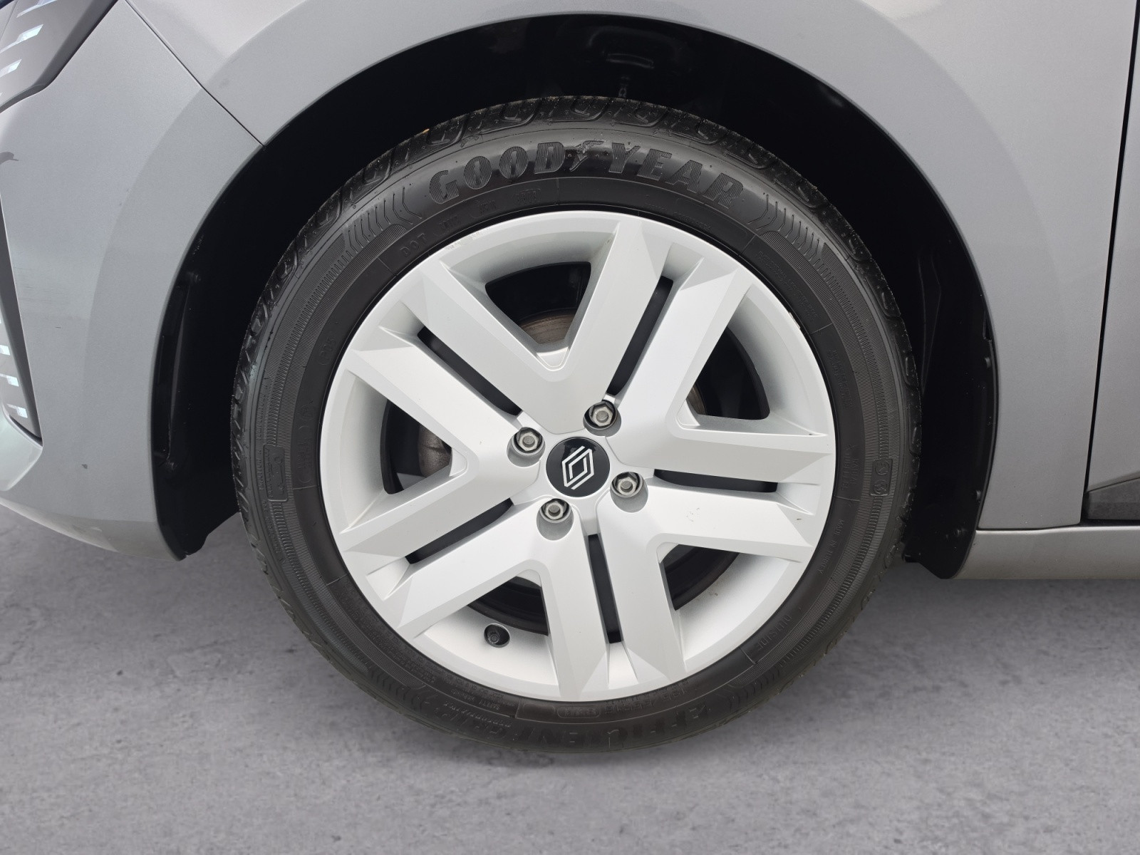 Vente en ligne Renault Clio 5 Clio TCe 90 au prix de 14 490 €