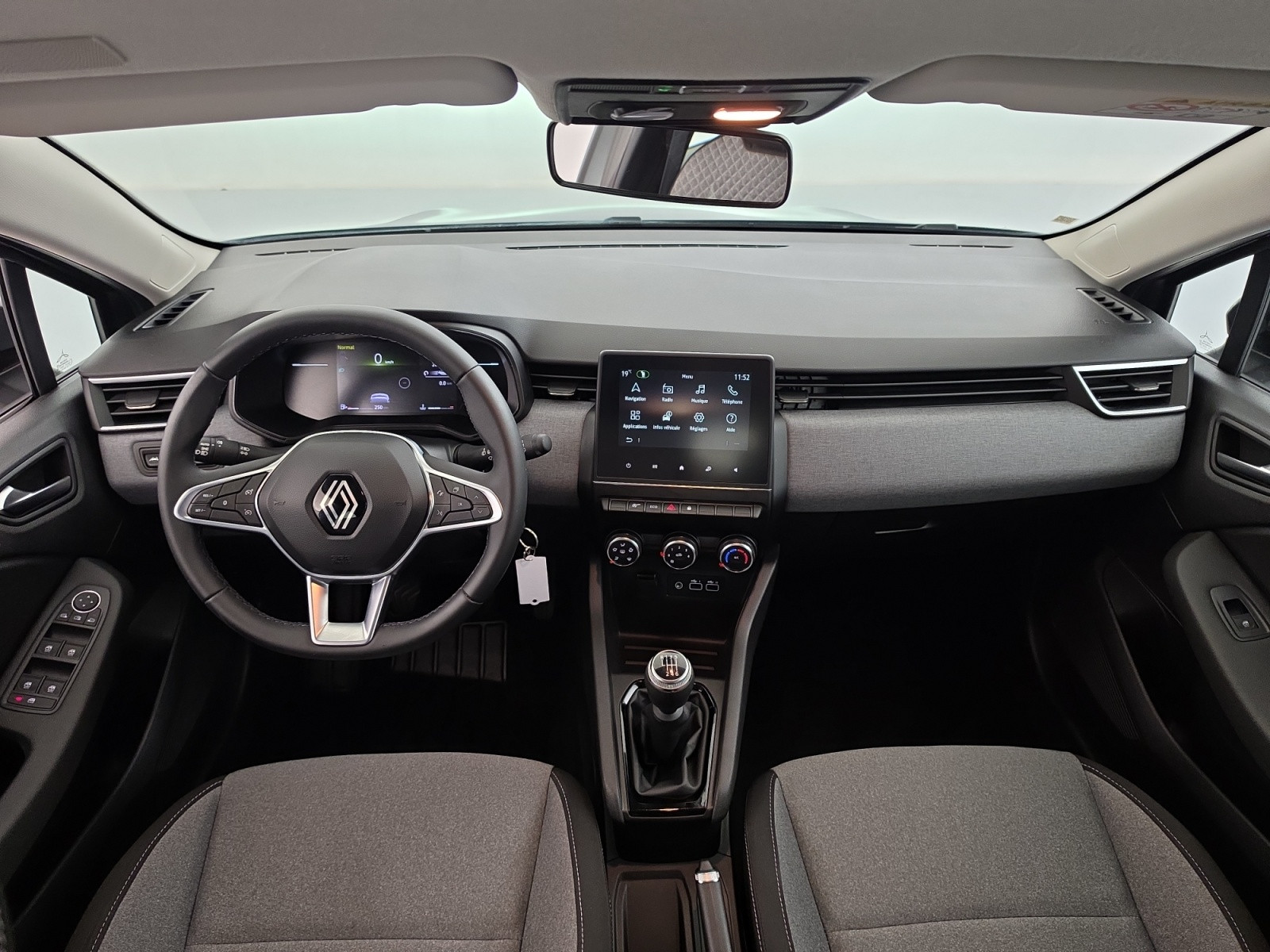 Vente en ligne Renault Clio 5 Clio TCe 90 au prix de 14 490 €