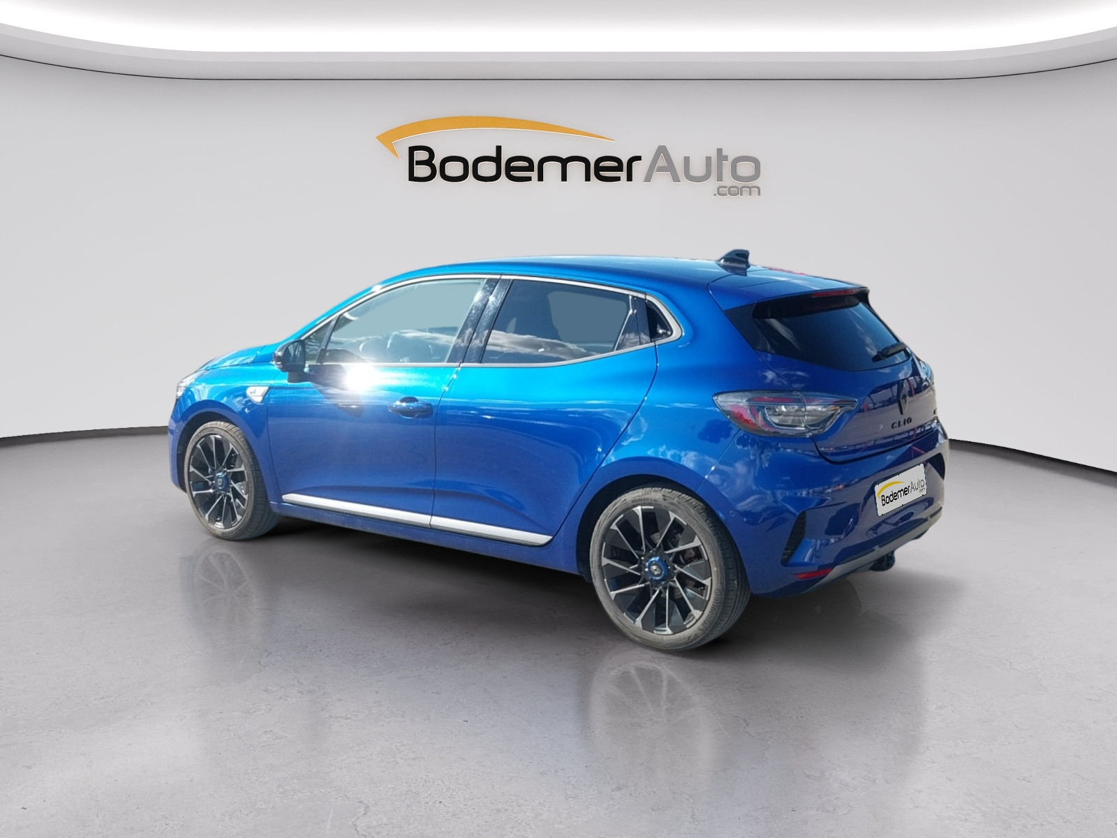Vente en ligne Renault Clio 5 Clio E-Tech full hybrid 145 au prix de 21 300 €
