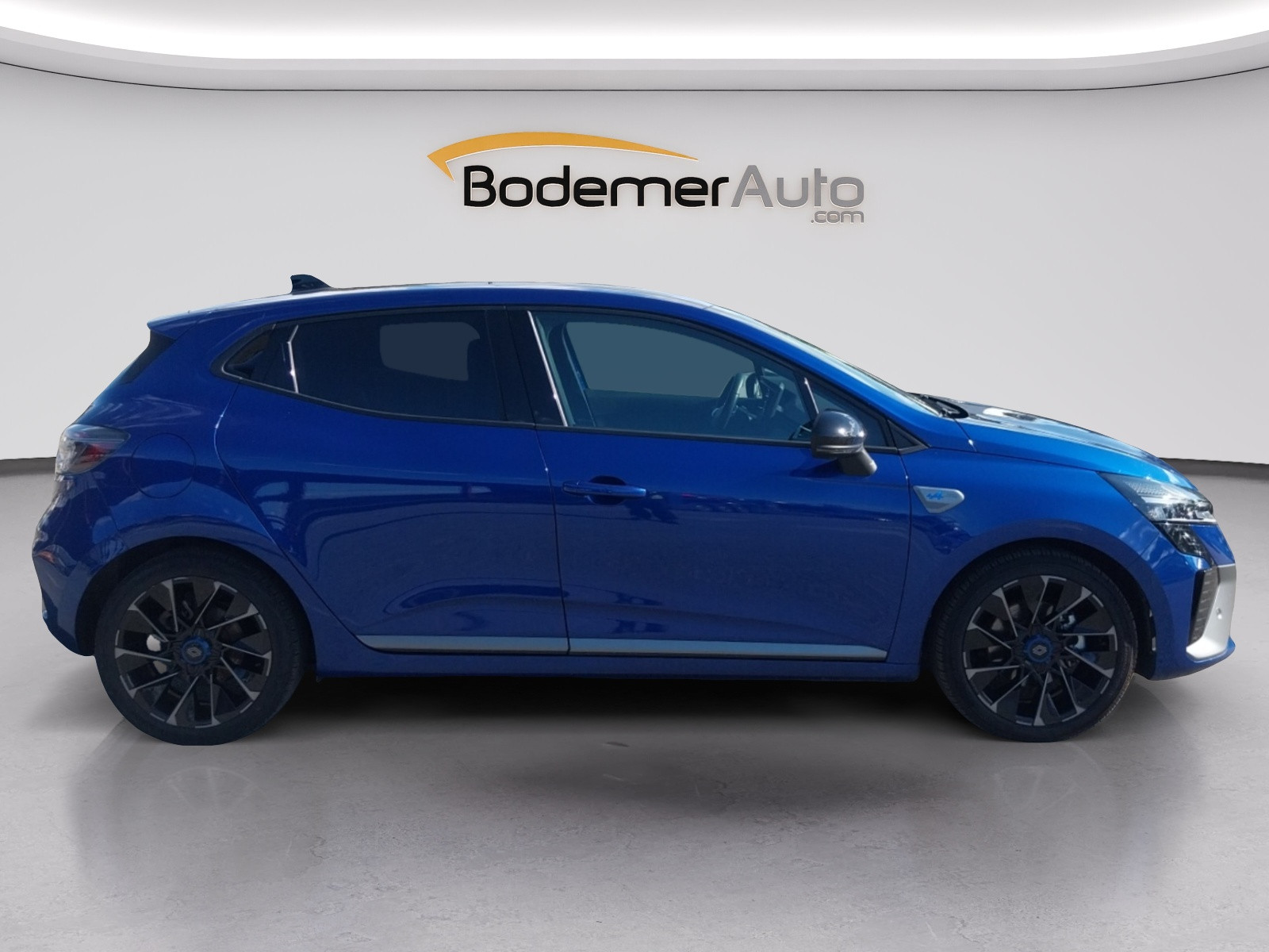 Vente en ligne Renault Clio 5 Clio E-Tech full hybrid 145 au prix de 21 300 €