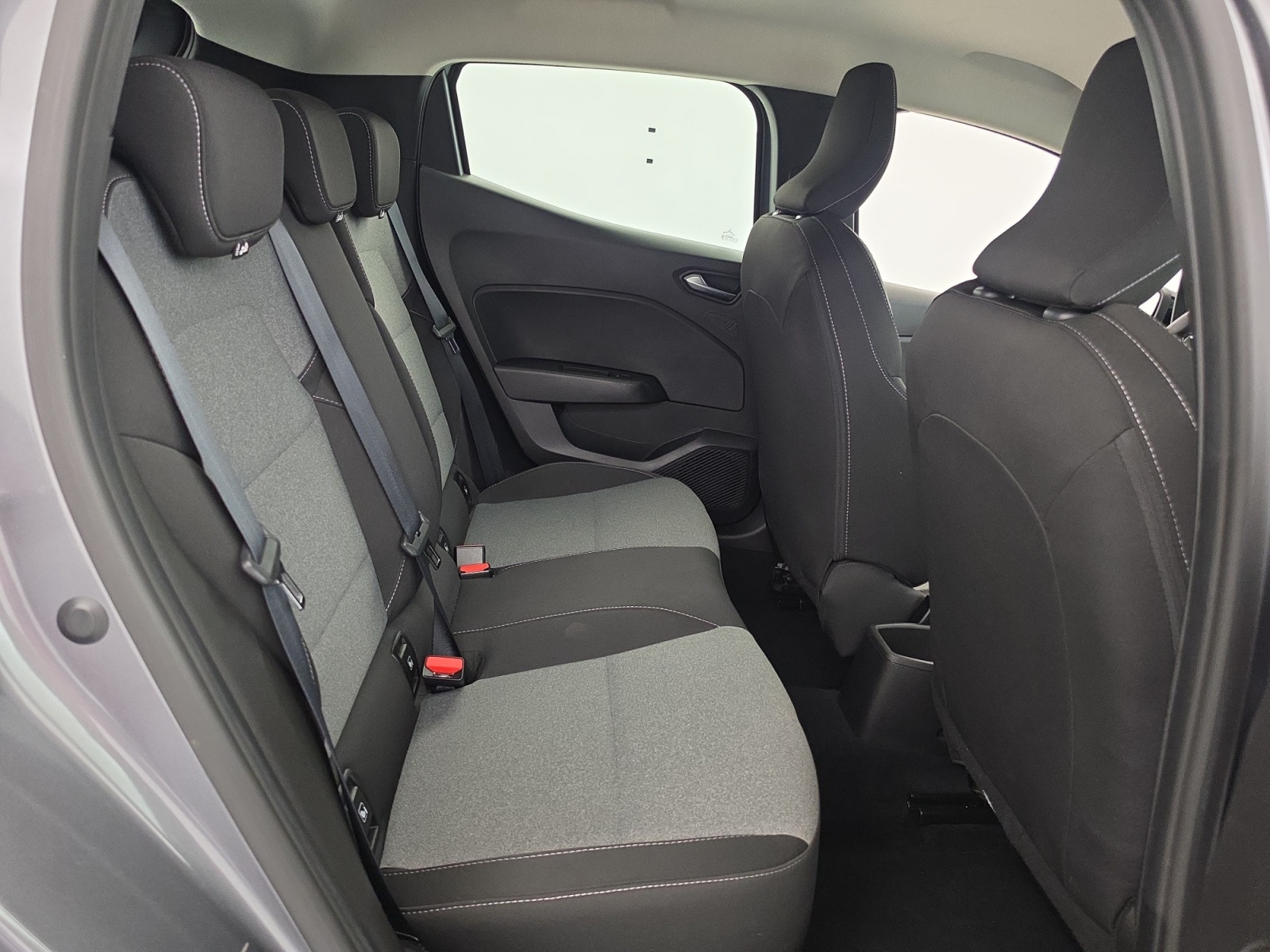 Vente en ligne Renault Clio 5 Clio TCe 90 au prix de 15 490 €