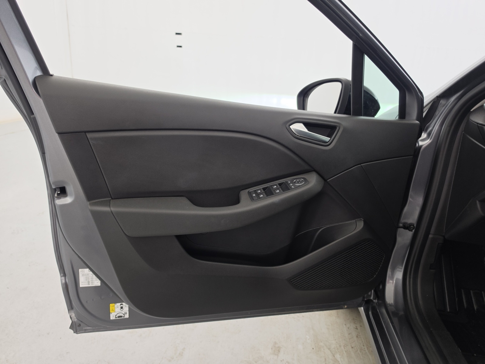 Vente en ligne Renault Clio 5 Clio TCe 90 au prix de 15 490 €