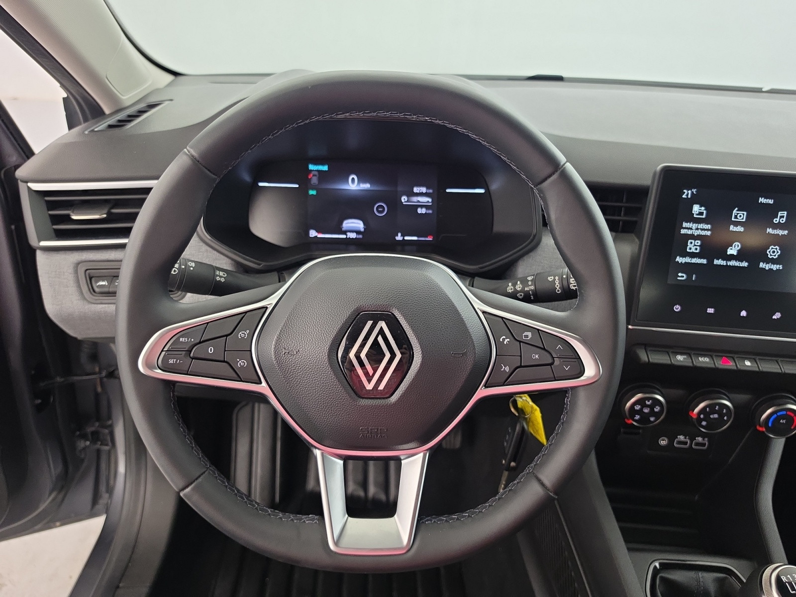 Vente en ligne Renault Clio 5 Clio TCe 90 au prix de 15 490 €