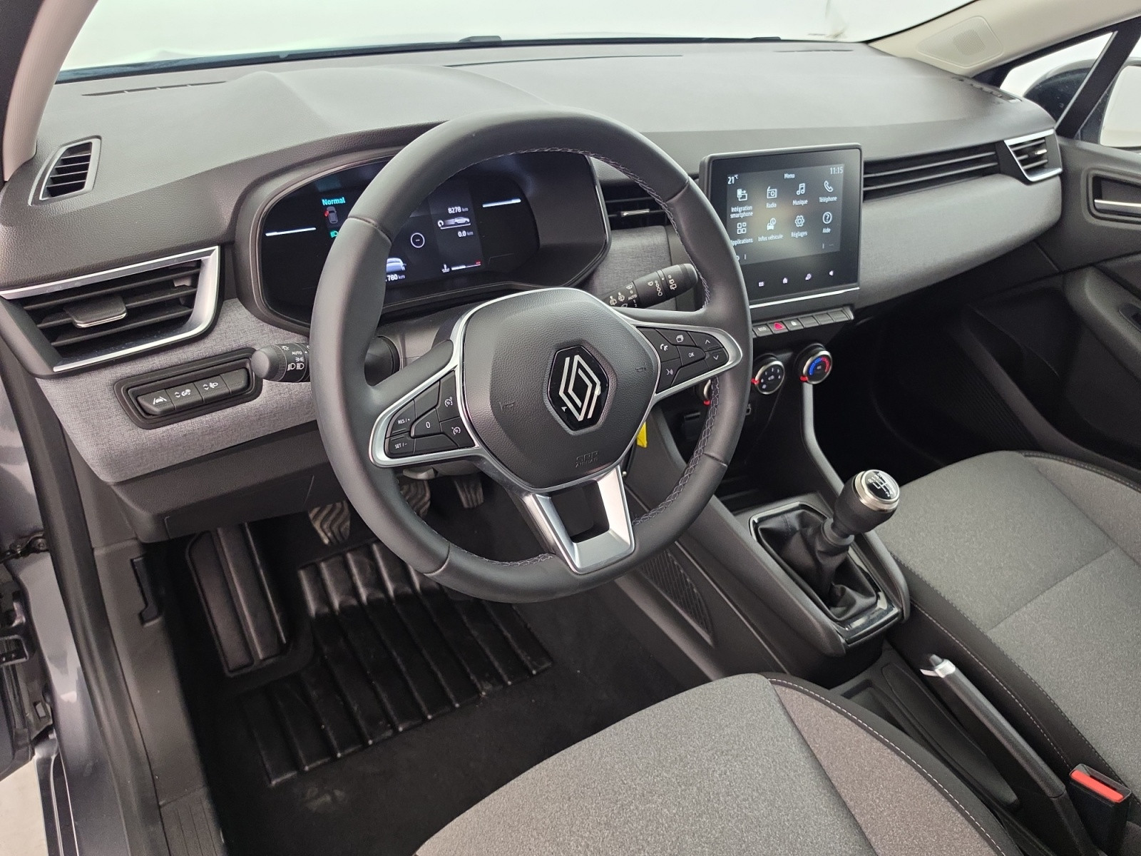 Vente en ligne Renault Clio 5 Clio TCe 90 au prix de 15 490 €