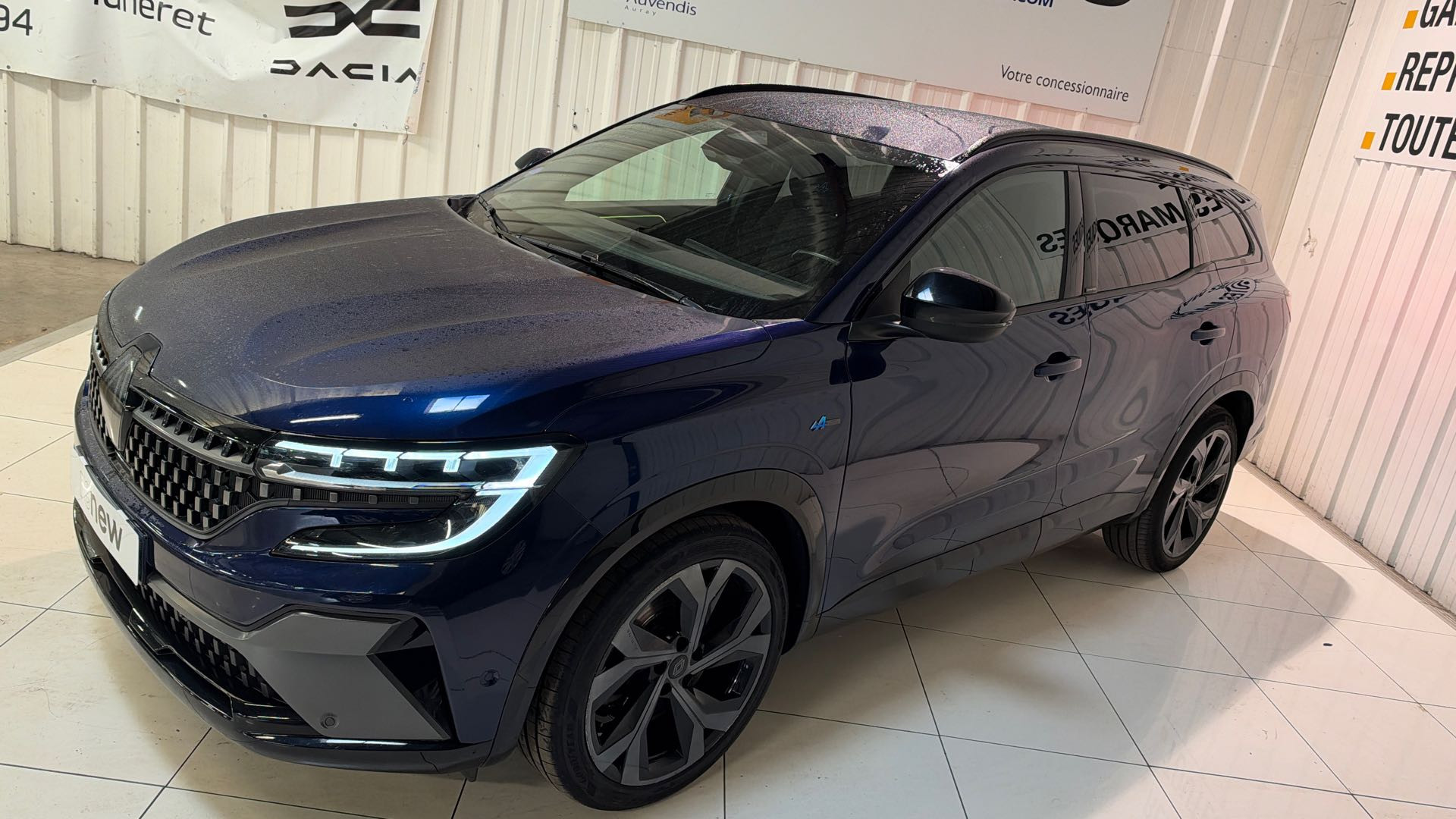 Renault Espace Espace E-Tech hybrid 200 occasion de 2023 en vente à Auray