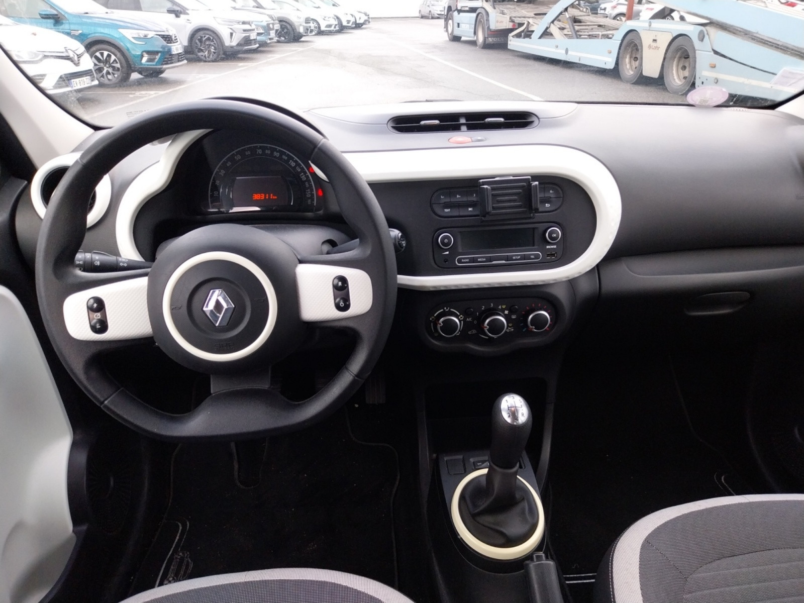 Vente en ligne Renault Twingo 3  1.0 SCe 70 eco2 au prix de 7 990 €