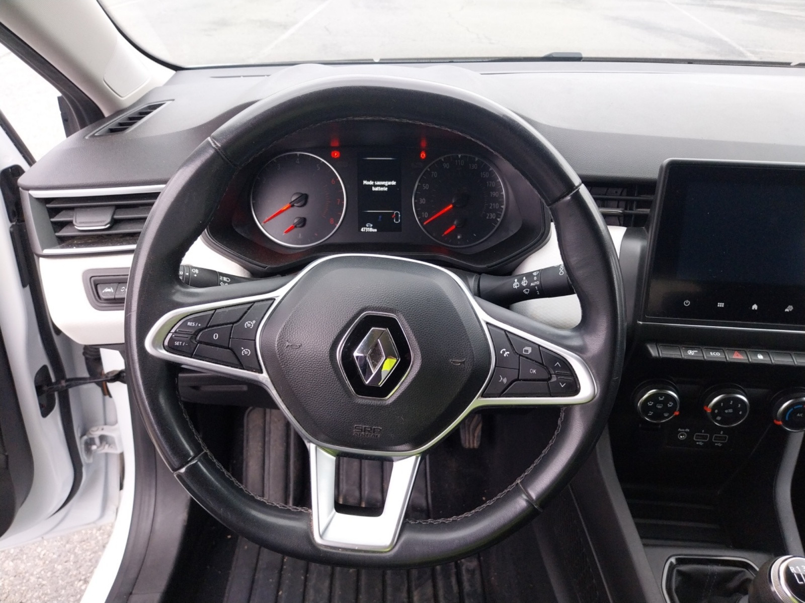 Vente en ligne Renault Clio 5 Clio TCe 100 GPL au prix de 13 990 €