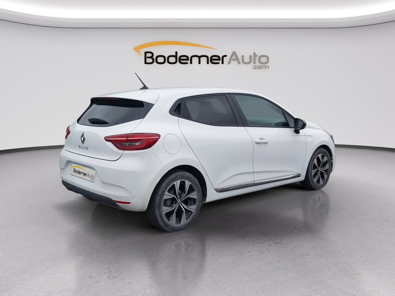 Vente en ligne Renault Clio 5 Clio TCe 100 GPL au prix de 13 990 €