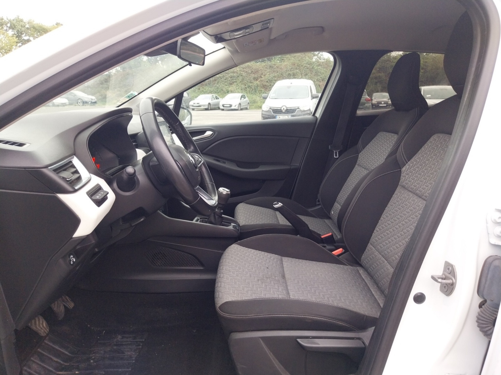 Vente en ligne Renault Clio 5 Clio TCe 100 GPL au prix de 13 990 €