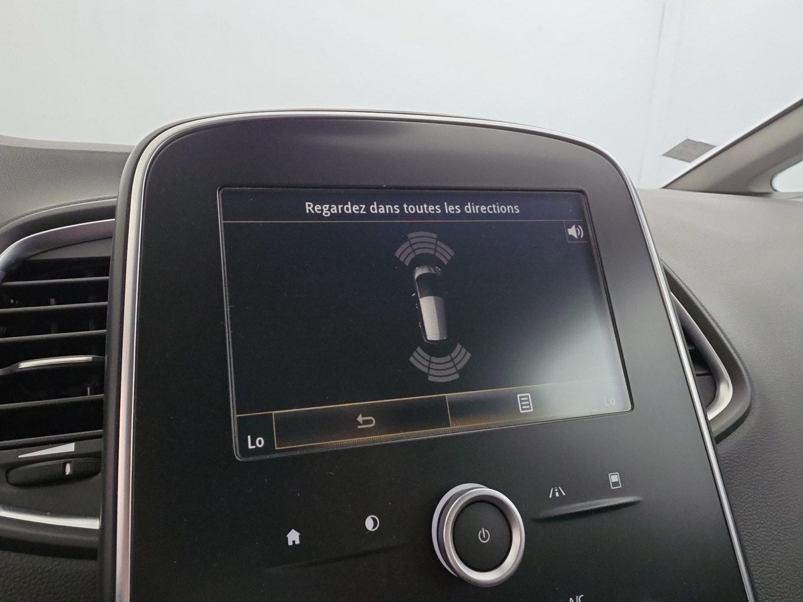 Vente en ligne Renault Scenic 4 Scenic dCi 110 Energy au prix de 13 990 €