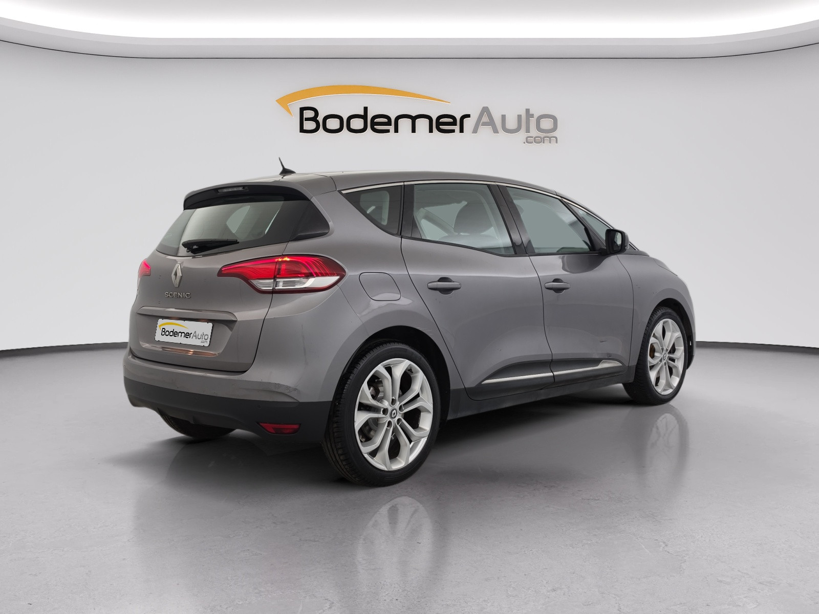 Vente en ligne Renault Scenic 4 Scenic dCi 110 Energy au prix de 13 990 €