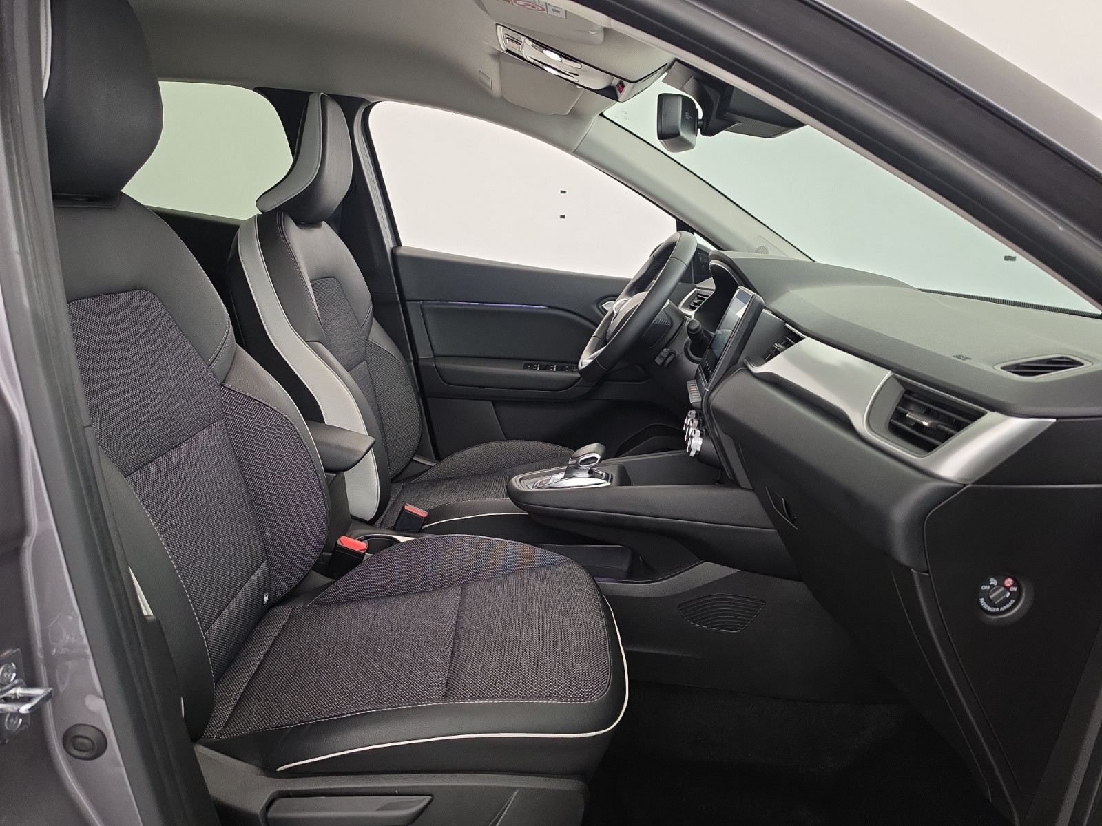 Vente en ligne Renault Captur  E-Tech hybride 145 au prix de 17 970 €