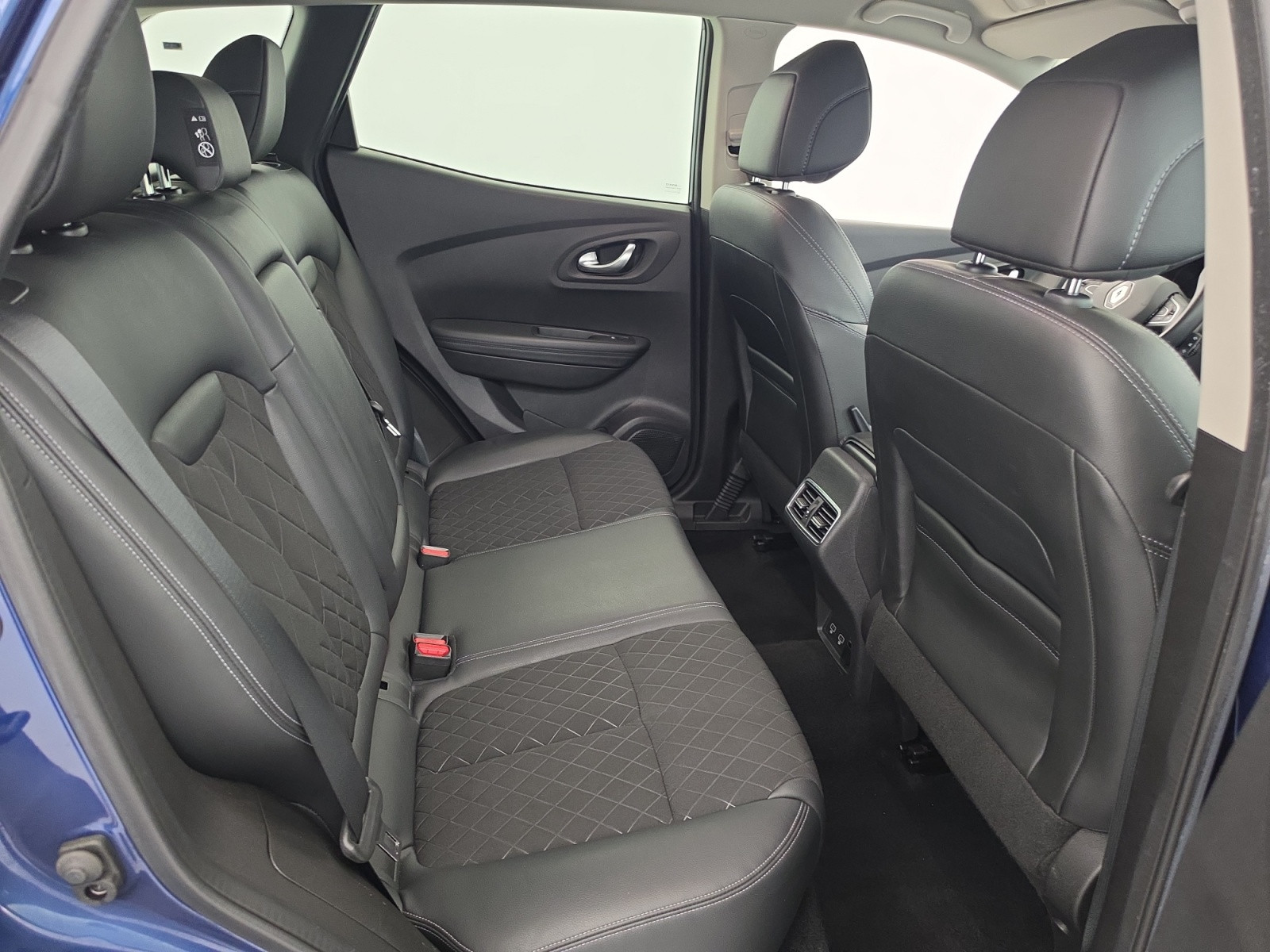 Vente en ligne Renault Kadjar  TCe 140 FAP EDC au prix de 17 390 €