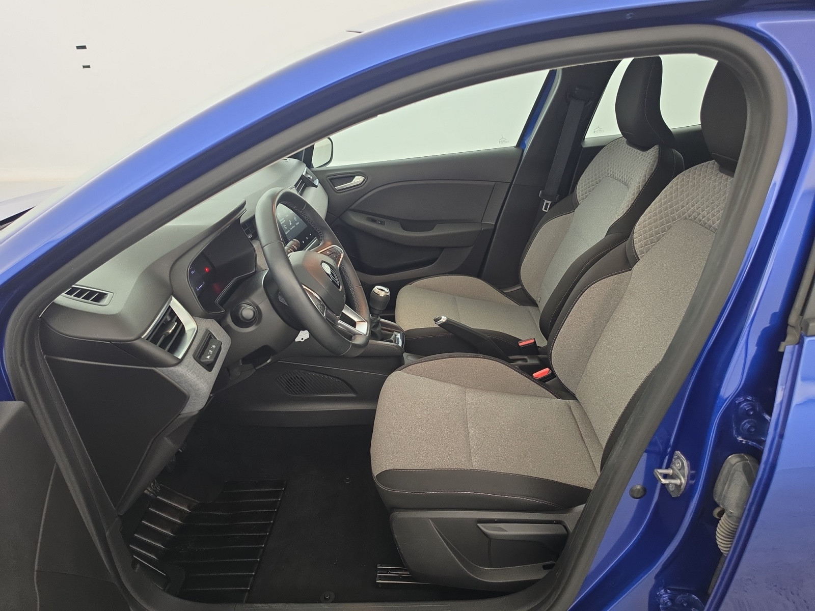 Vente en ligne Renault Clio 5 Clio TCe 90 au prix de 15 490 €