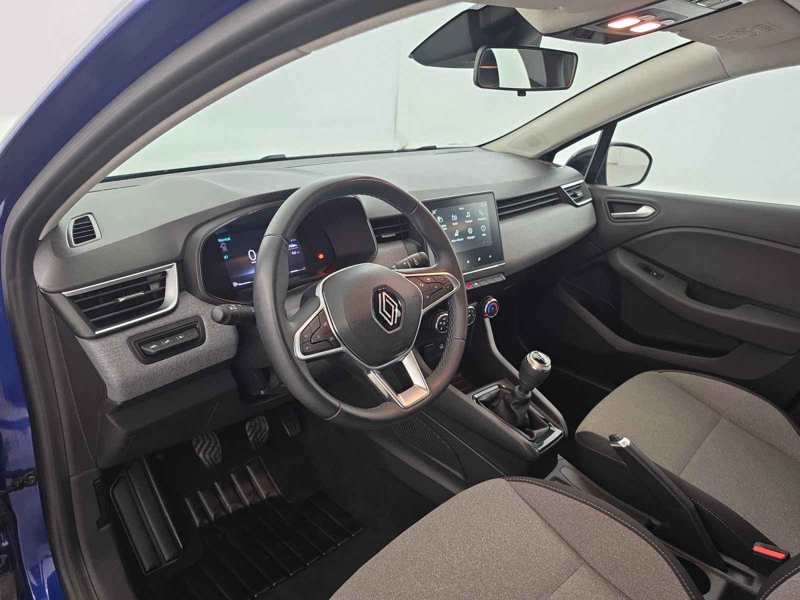 Vente en ligne Renault Clio 5 Clio TCe 90 au prix de 15 490 €