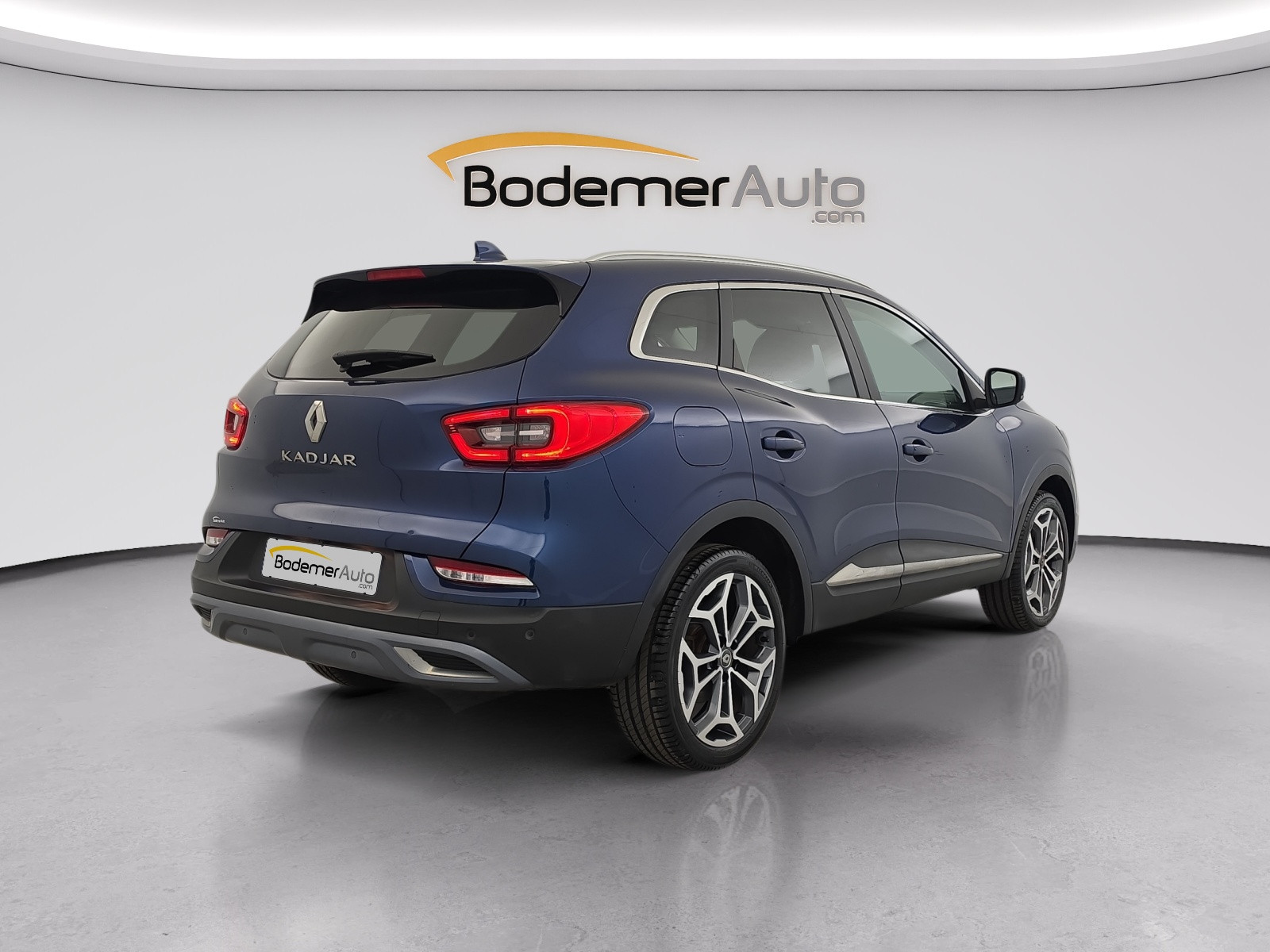 Vente en ligne Renault Kadjar  TCe 140 FAP EDC au prix de 17 390 €