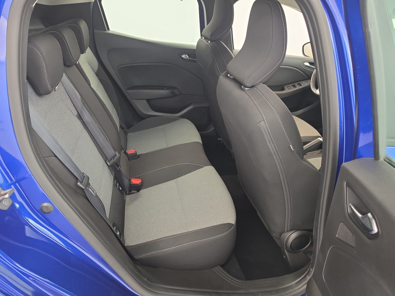 Vente en ligne Renault Clio 5 Clio TCe 90 au prix de 15 490 €