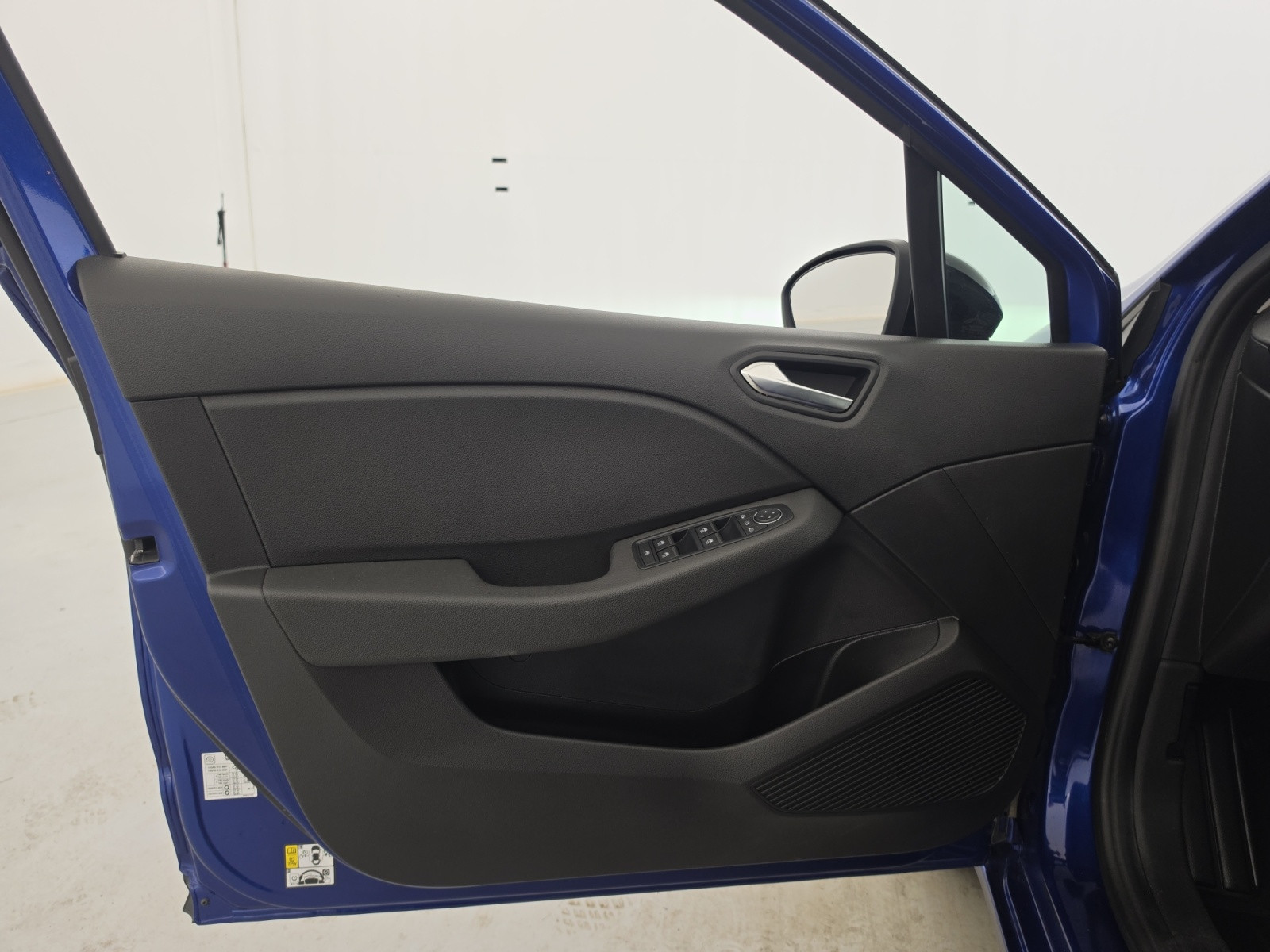 Vente en ligne Renault Clio 5 Clio TCe 90 au prix de 15 490 €