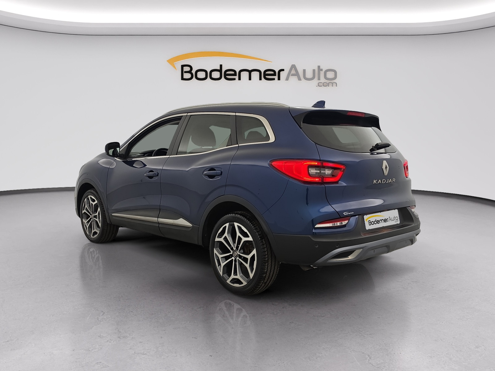 Vente en ligne Renault Kadjar  TCe 140 FAP EDC au prix de 17 390 €