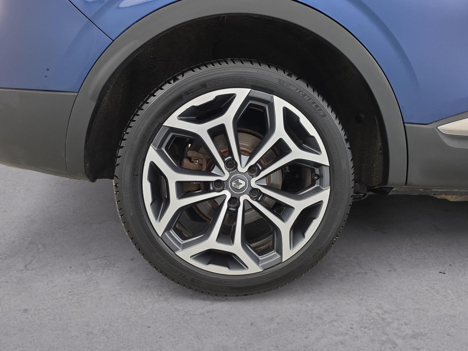 Vente en ligne Renault Kadjar  TCe 140 FAP EDC au prix de 17 390 €