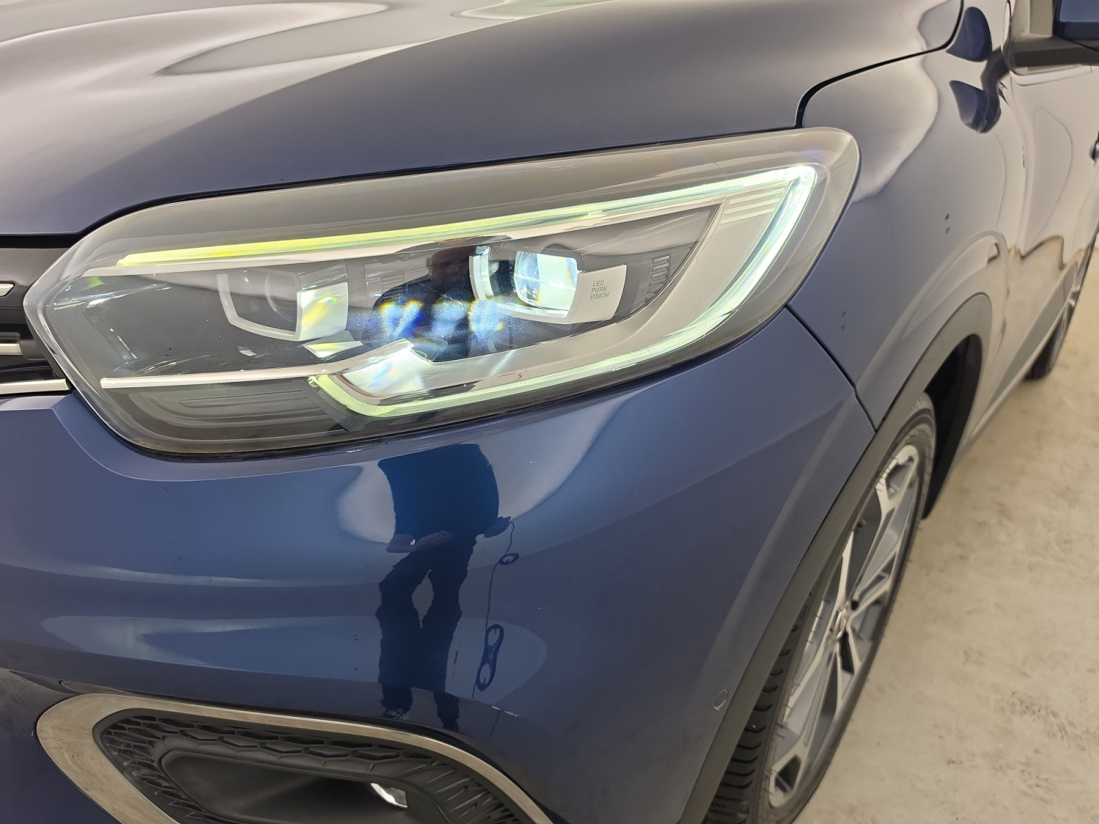 Vente en ligne Renault Kadjar  TCe 140 FAP EDC au prix de 17 390 €