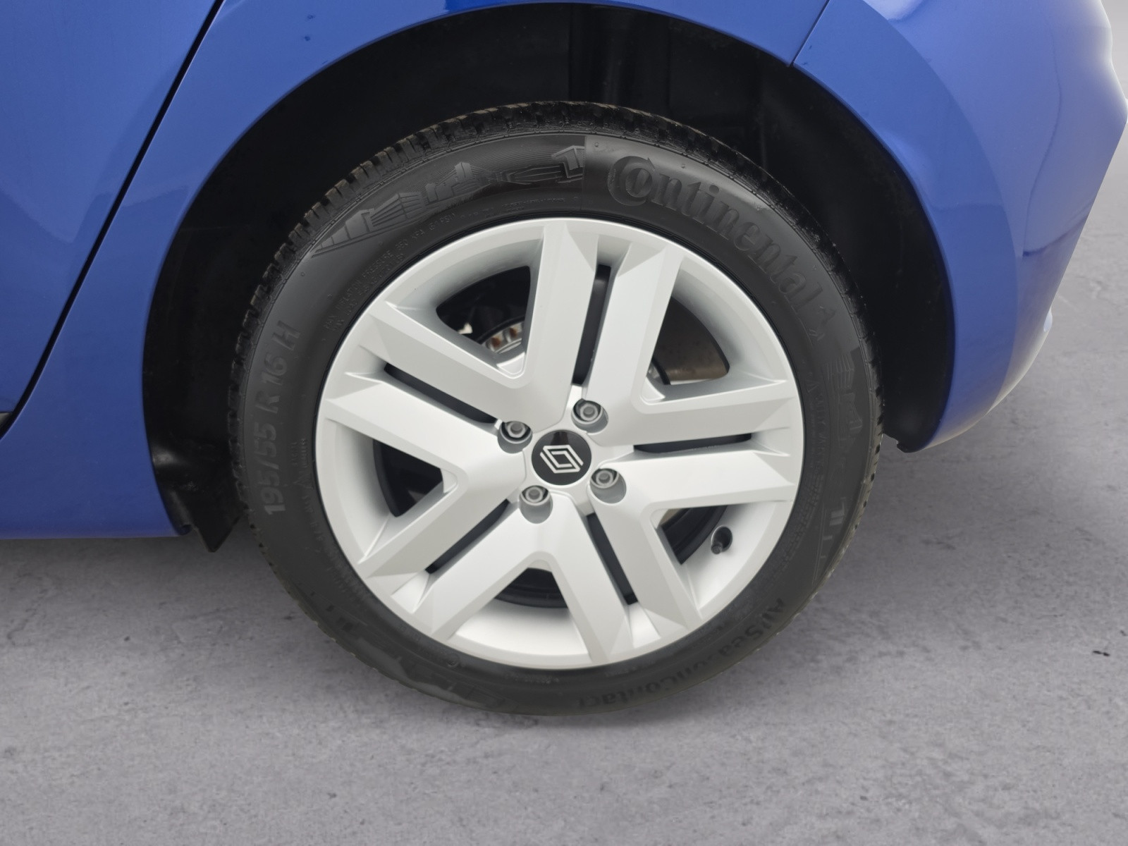Vente en ligne Renault Clio 5 Clio TCe 90 ch GSR2 au prix de 15 490 €