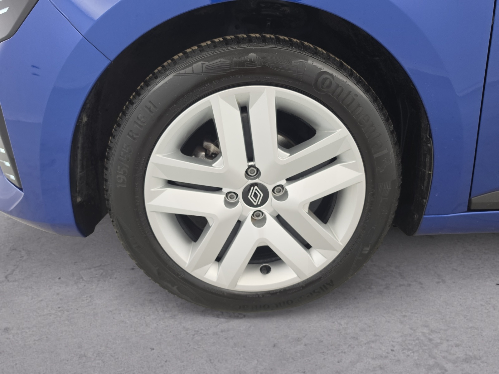 Vente en ligne Renault Clio 5 Clio TCe 90 ch GSR2 au prix de 15 490 €