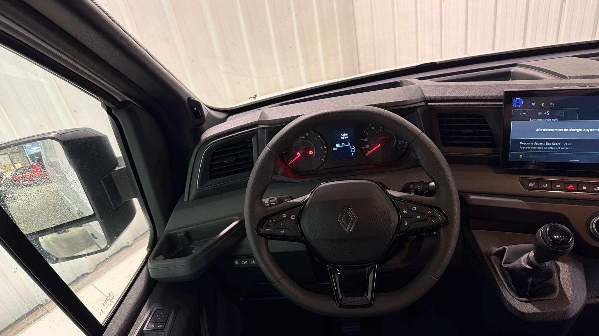 Vente en ligne Renault Master Fourgon MASTER FG DCI 130 L2H2 3T5 TR au prix de 52 320 €