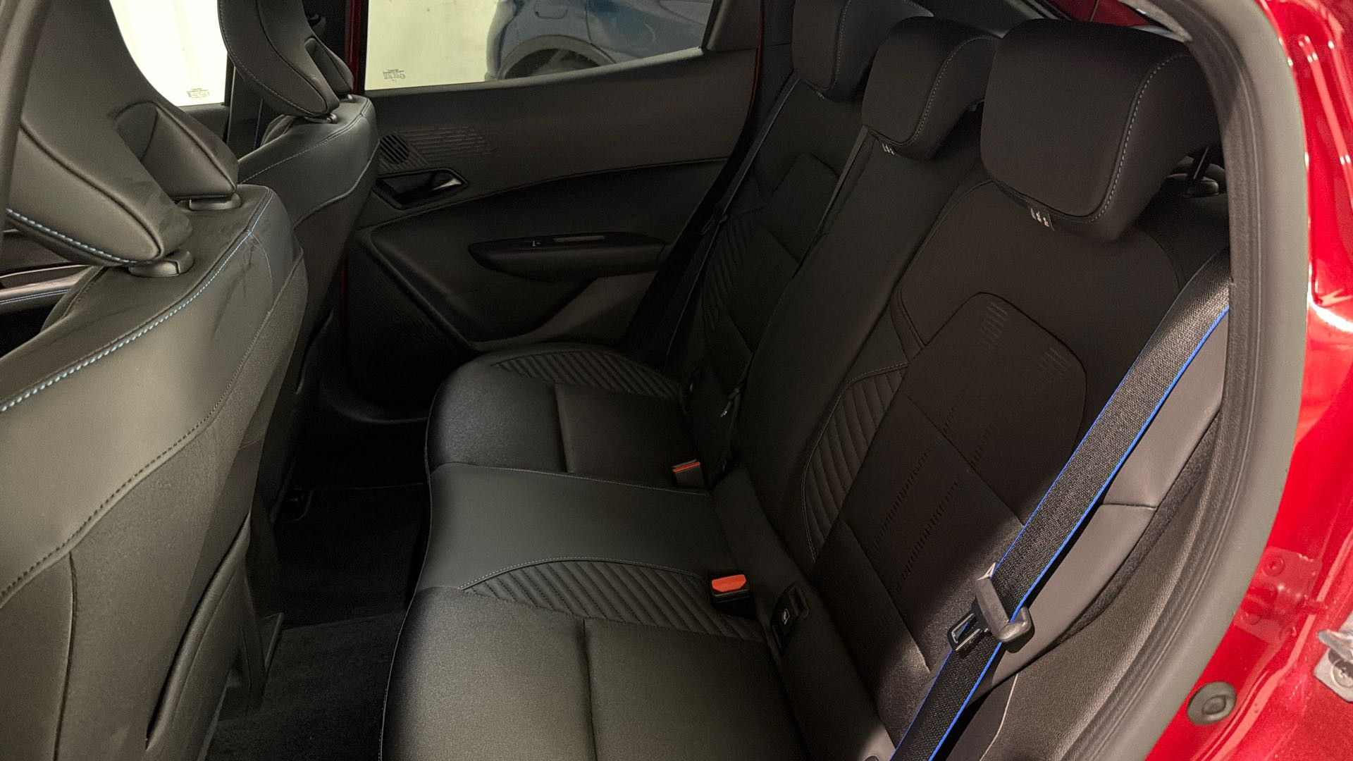 Vente en ligne Renault Clio 6 Clio E-Tech full hybrid 160 ch au prix de 30 800 €