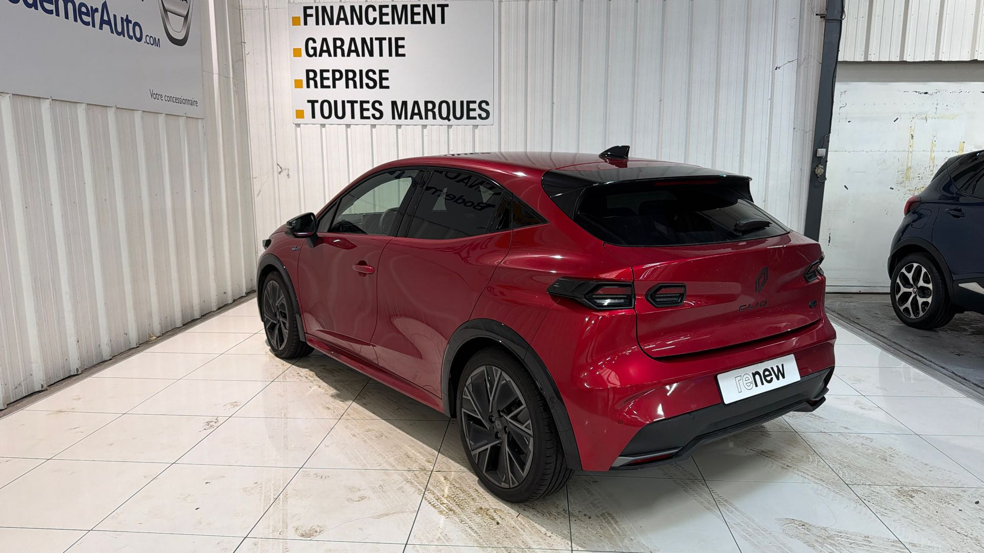 Vente en ligne Renault Clio 6 Clio E-Tech full hybrid 160 ch au prix de 30 800 €