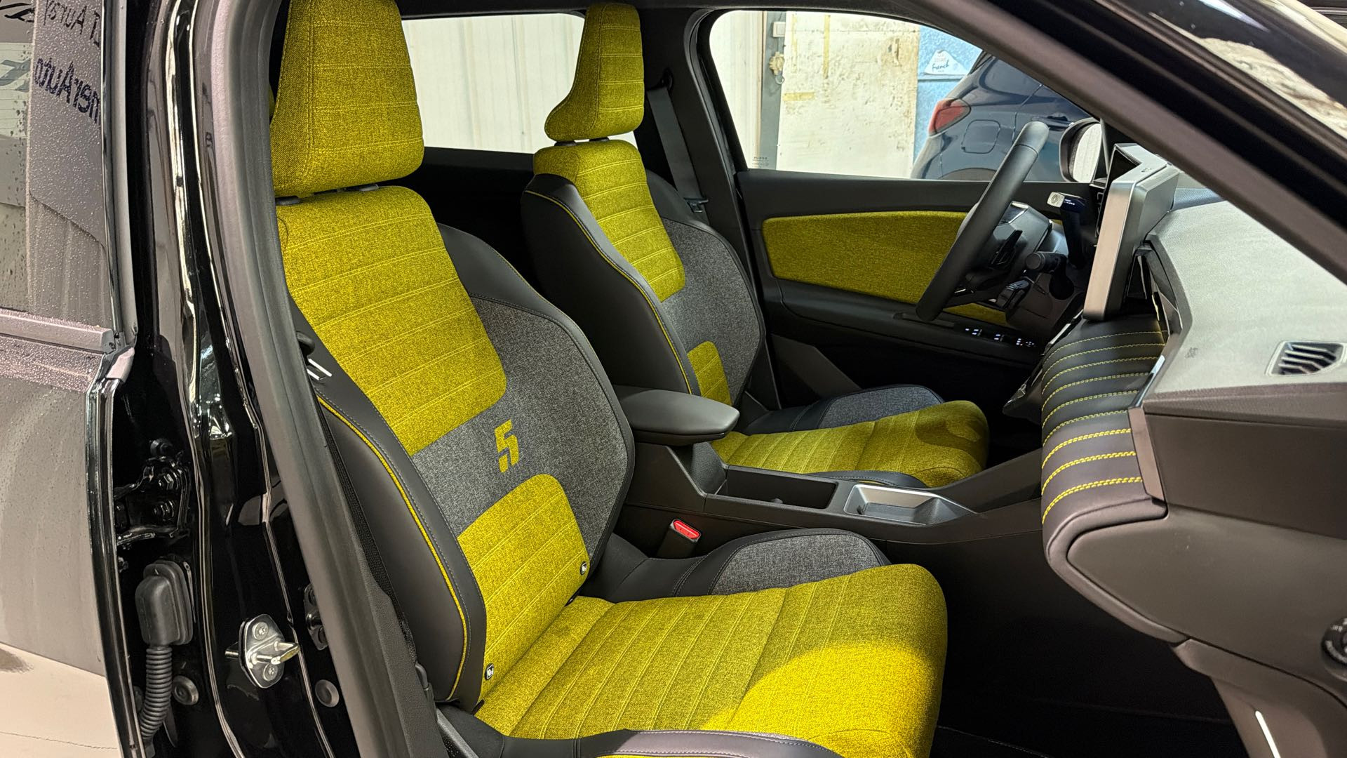 Vente en ligne Renault R5 E-Tech  150 ch autonomie confort au prix de 34 900 €
