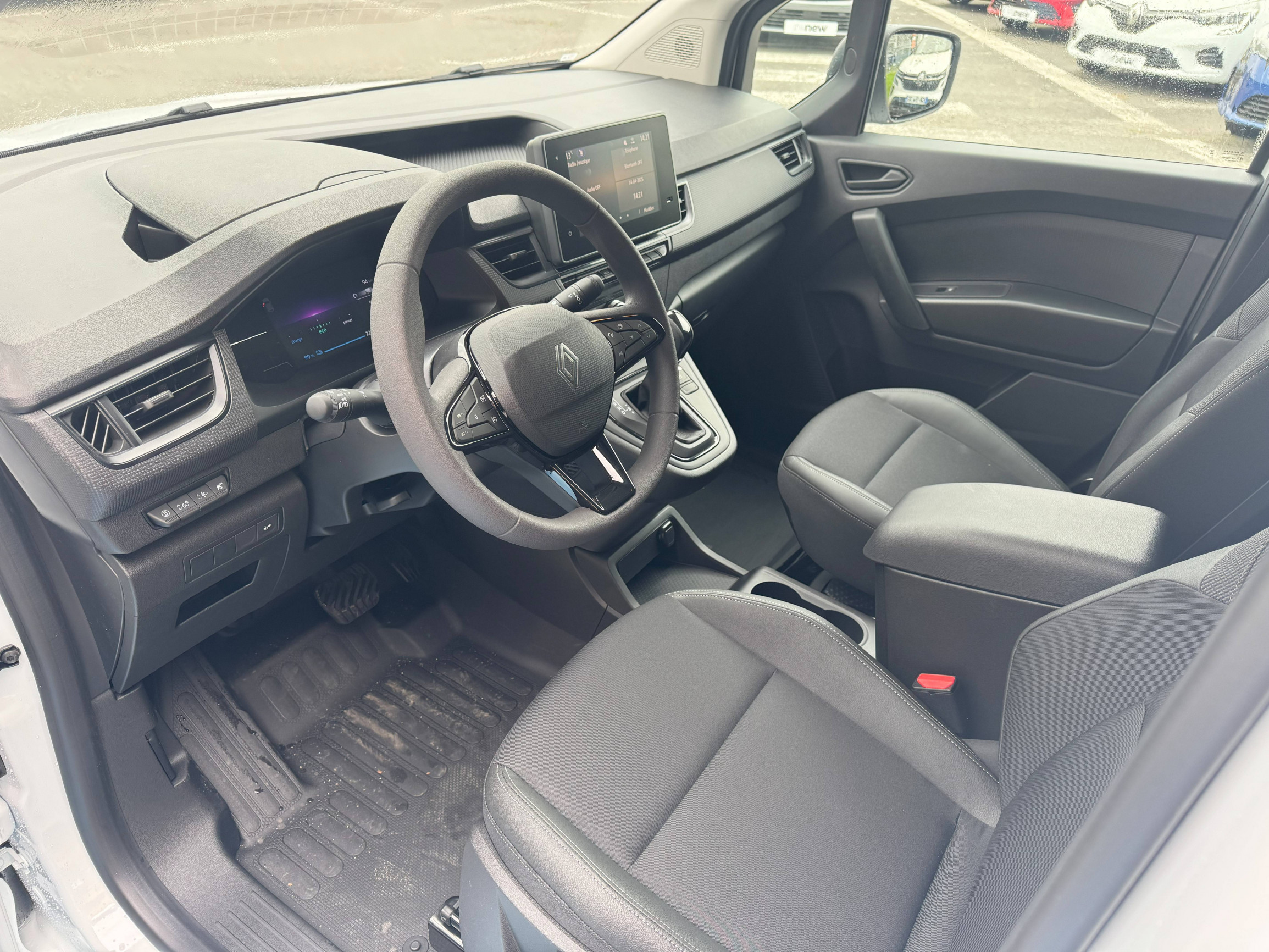 Vente en ligne Renault Kangoo Van E-Tech  FG TOLE L1 AC11 GSR2 au prix de 26 900 €