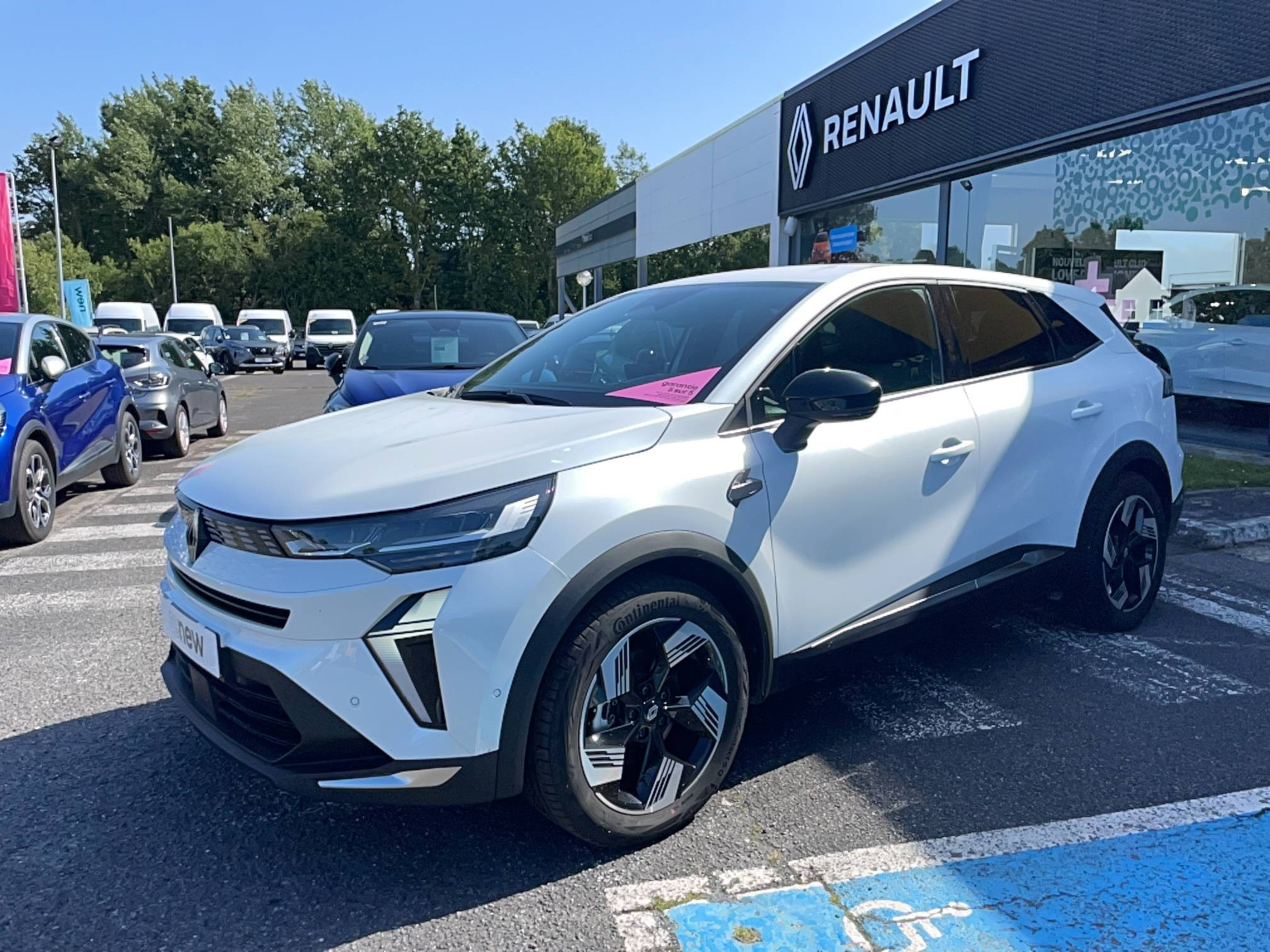 Renault Symbioz  E-Tech full hybrid 145 occasion de 2025 en vente à Auray