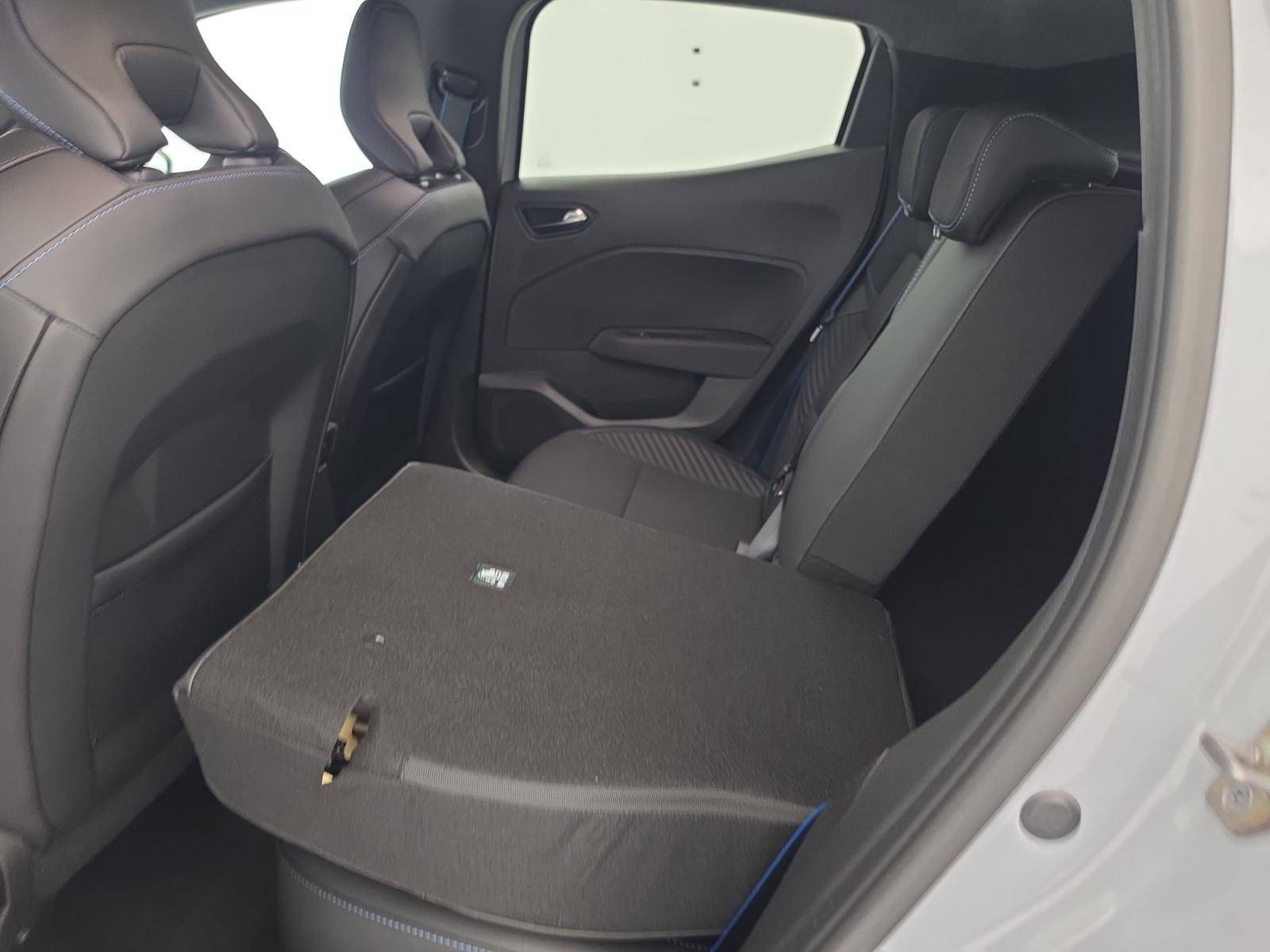 Vente en ligne Renault Clio 5 Clio TCe 90 au prix de 18 990 €