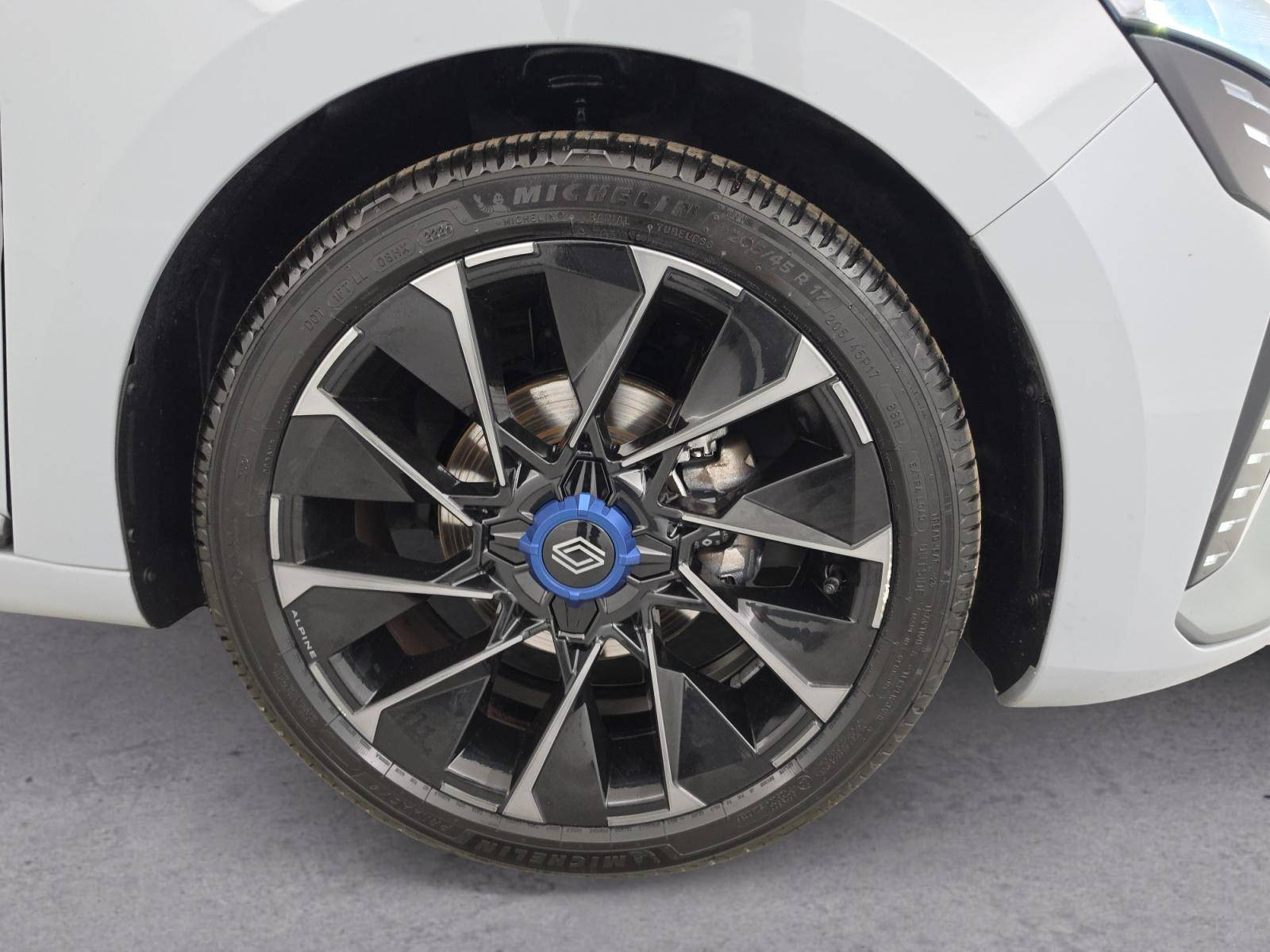 Vente en ligne Renault Clio 5 Clio TCe 90 au prix de 18 990 €